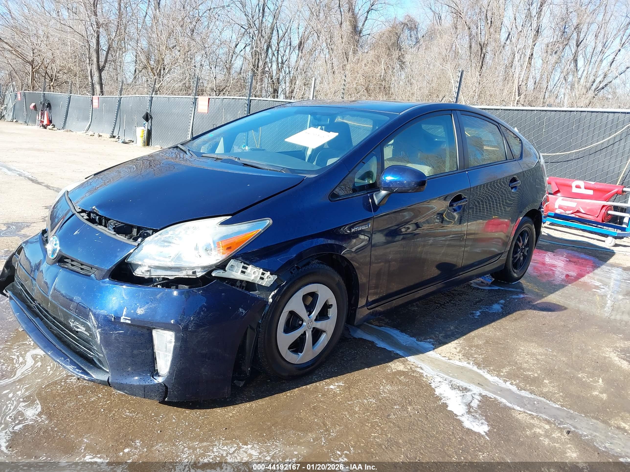 TOYOTA PRIUS image 2