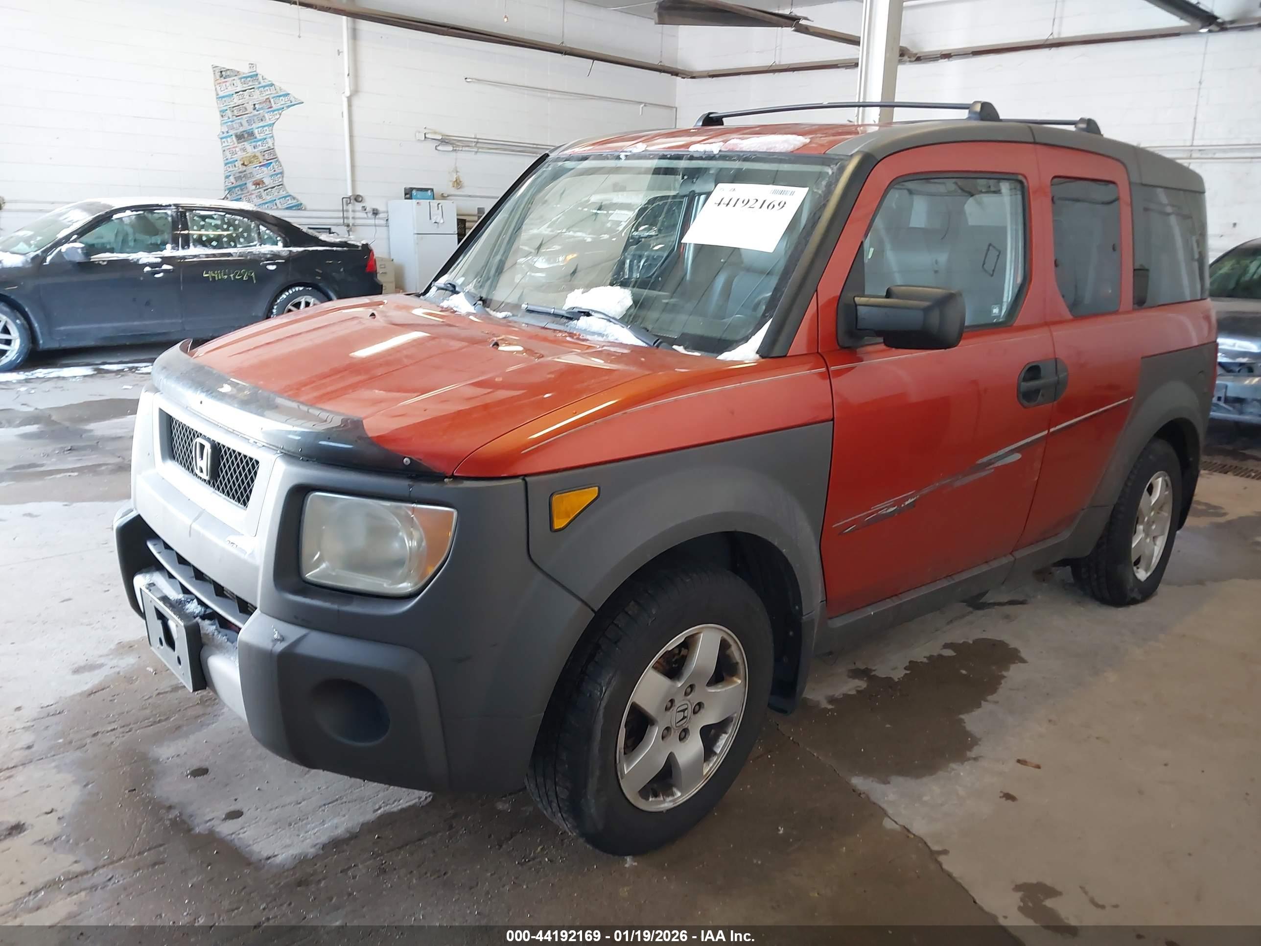 HONDA ELEMENT image 2