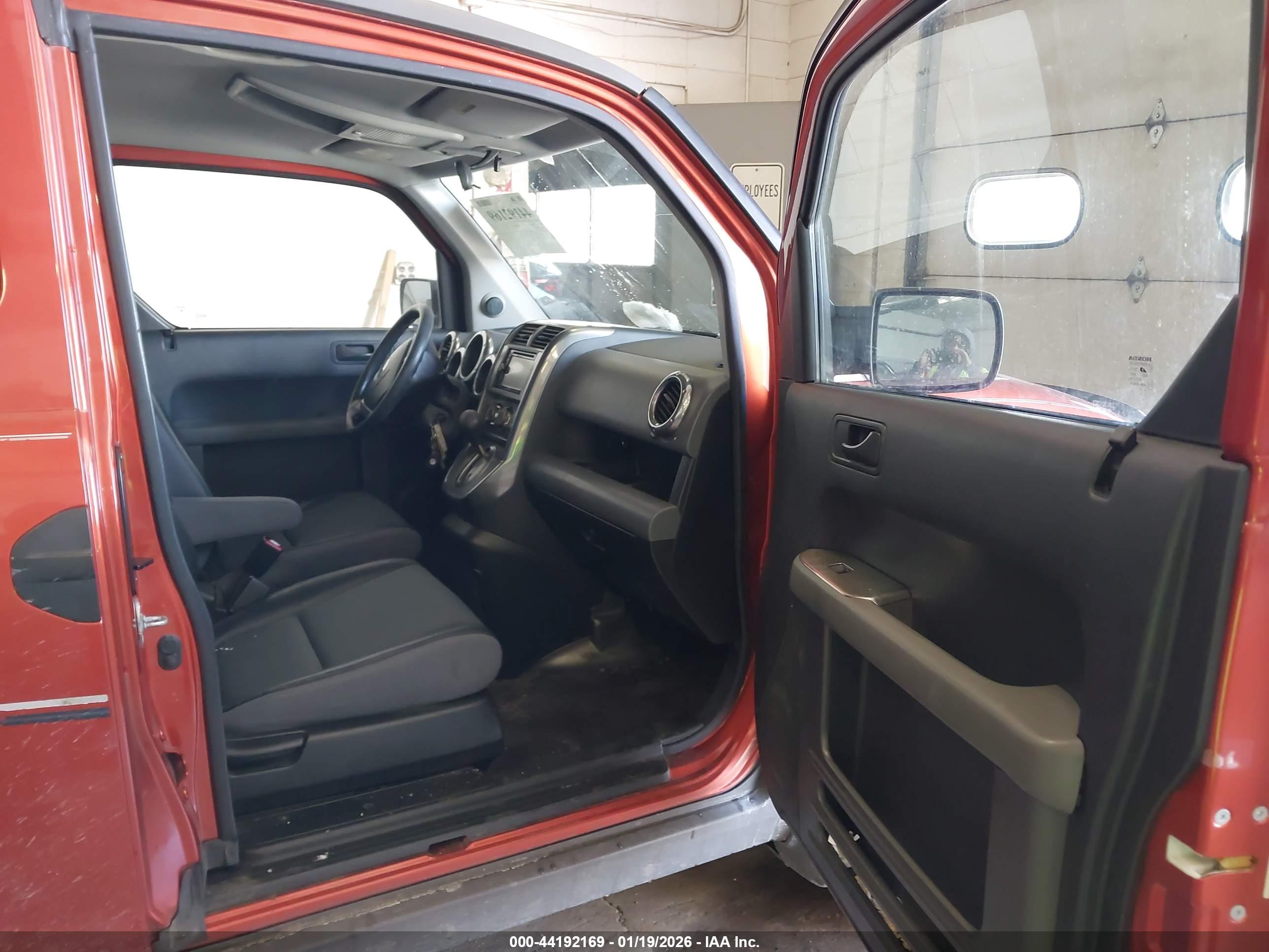 HONDA ELEMENT image 5