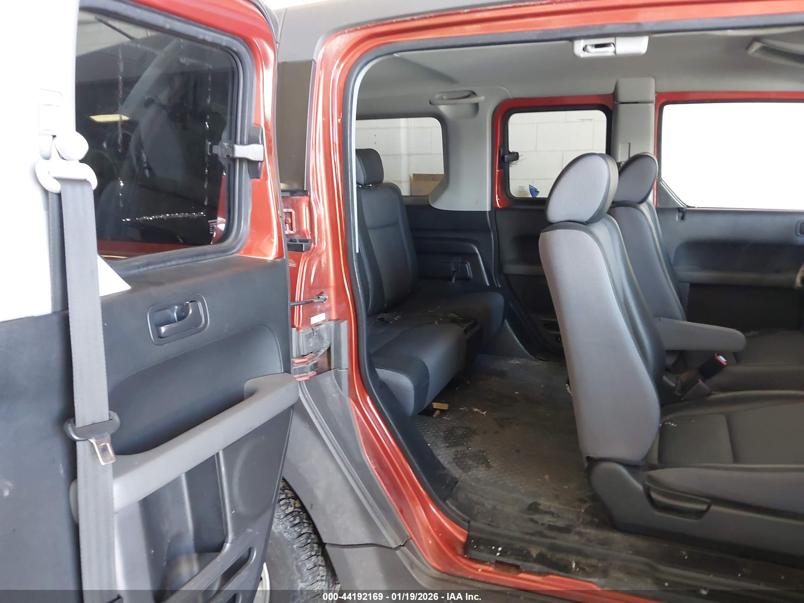 HONDA ELEMENT image 8