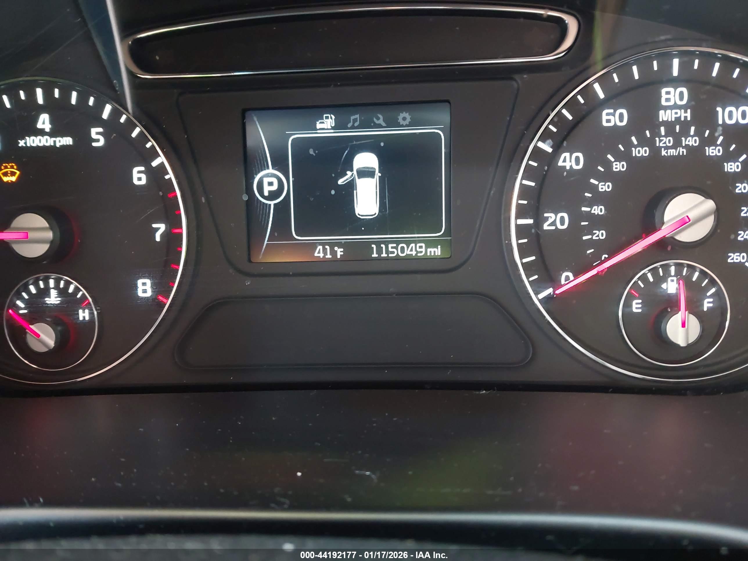 KIA SORENTO image 7
