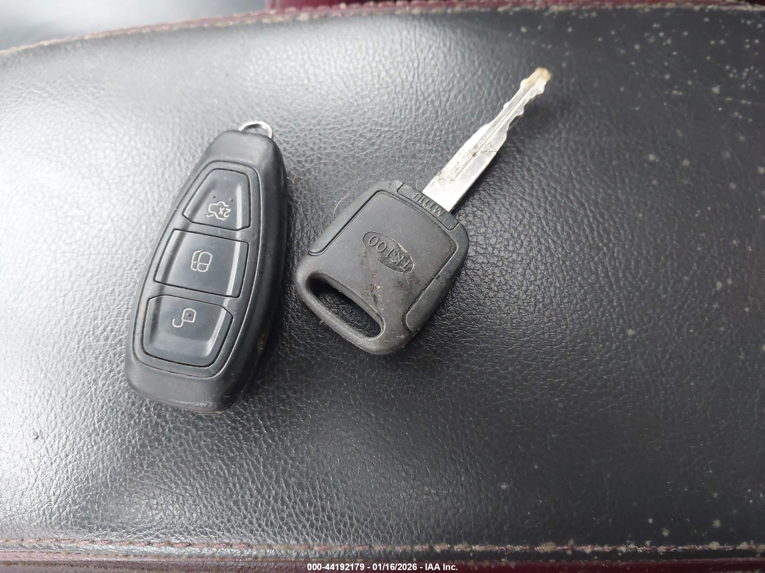 FORD FOCUS image 11