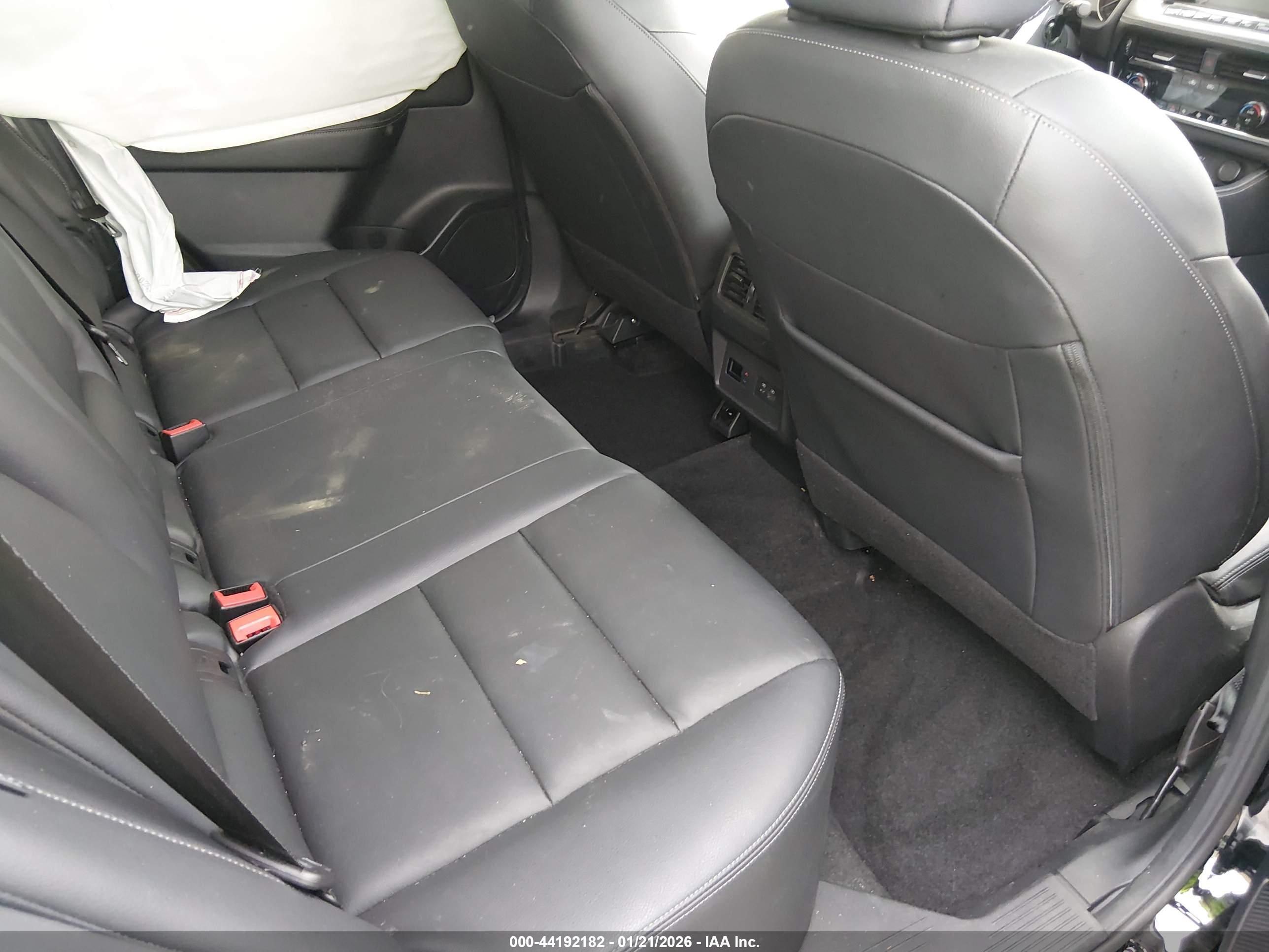 NISSAN ROGUE image 8