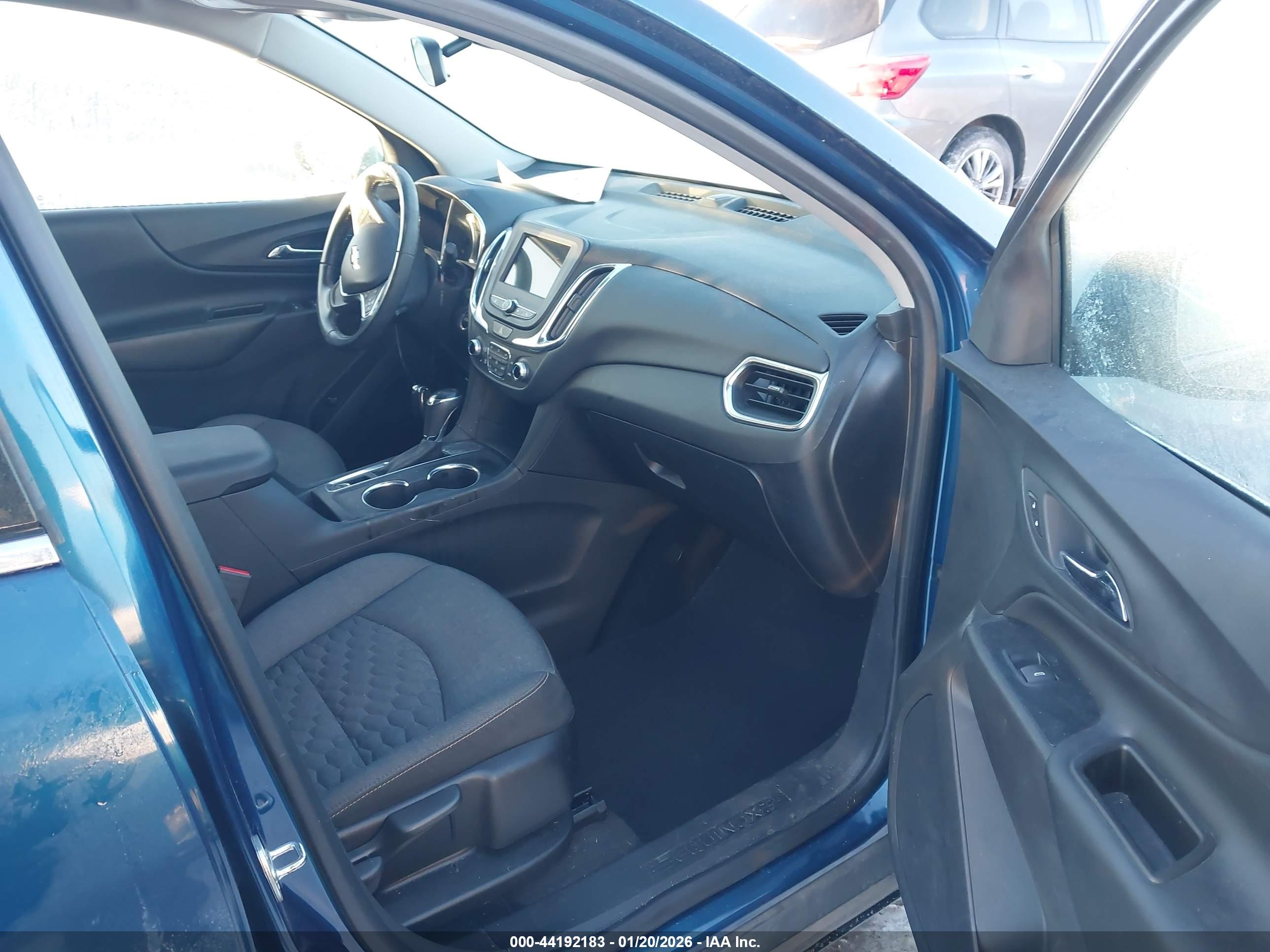 CHEVROLET EQUINOX image 5