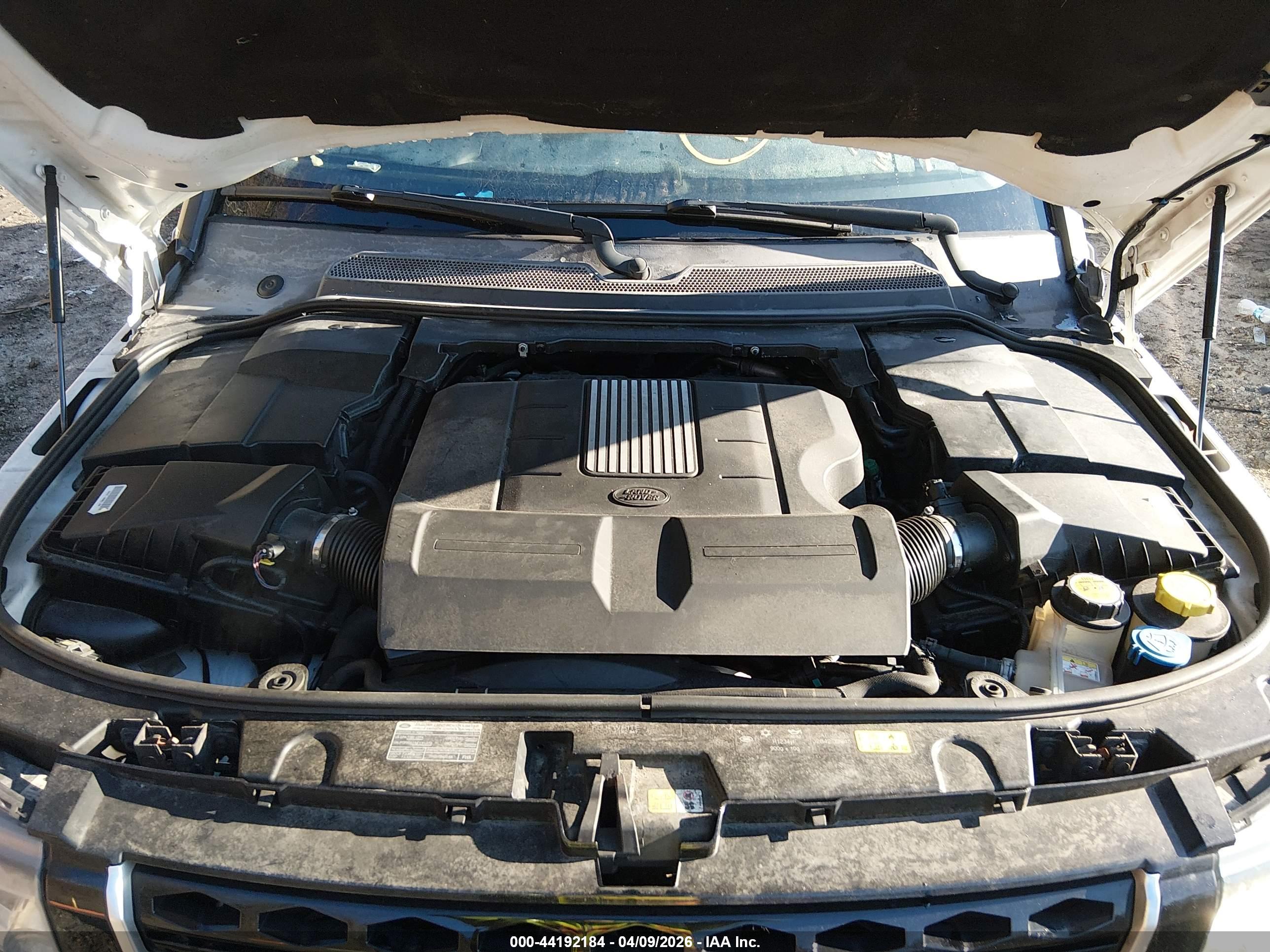 LAND ROVER image 10