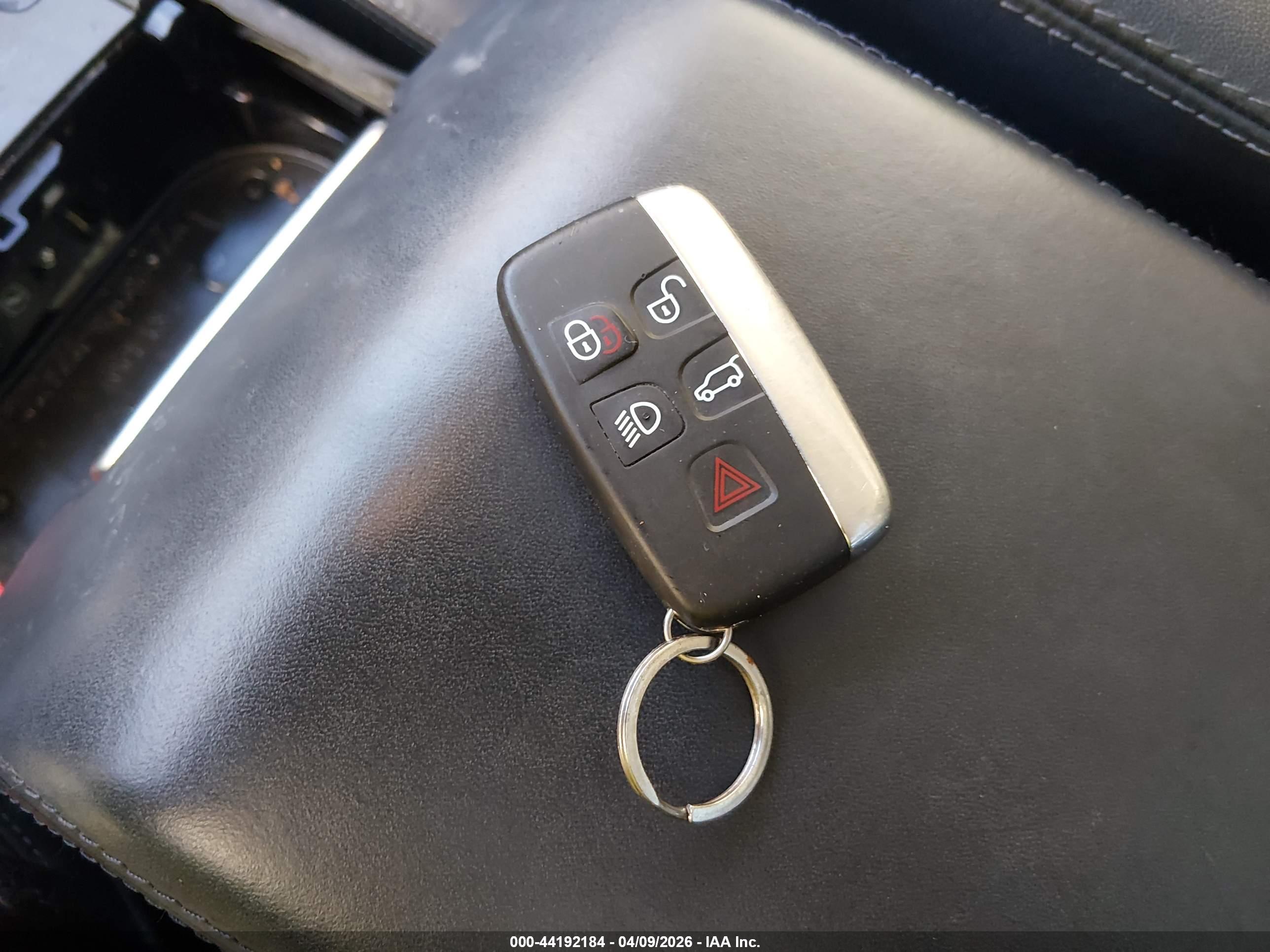 LAND ROVER image 11
