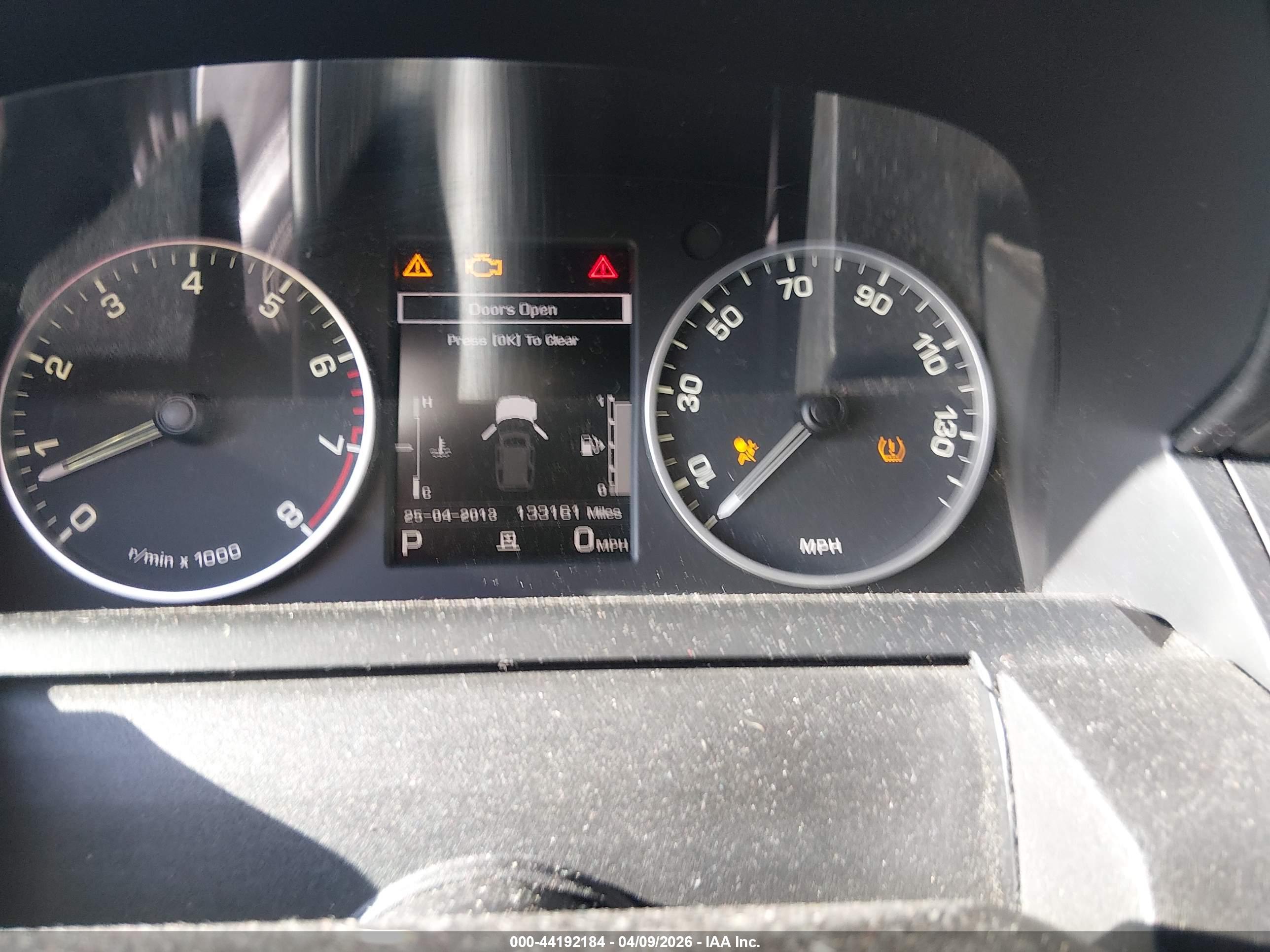 LAND ROVER image 7