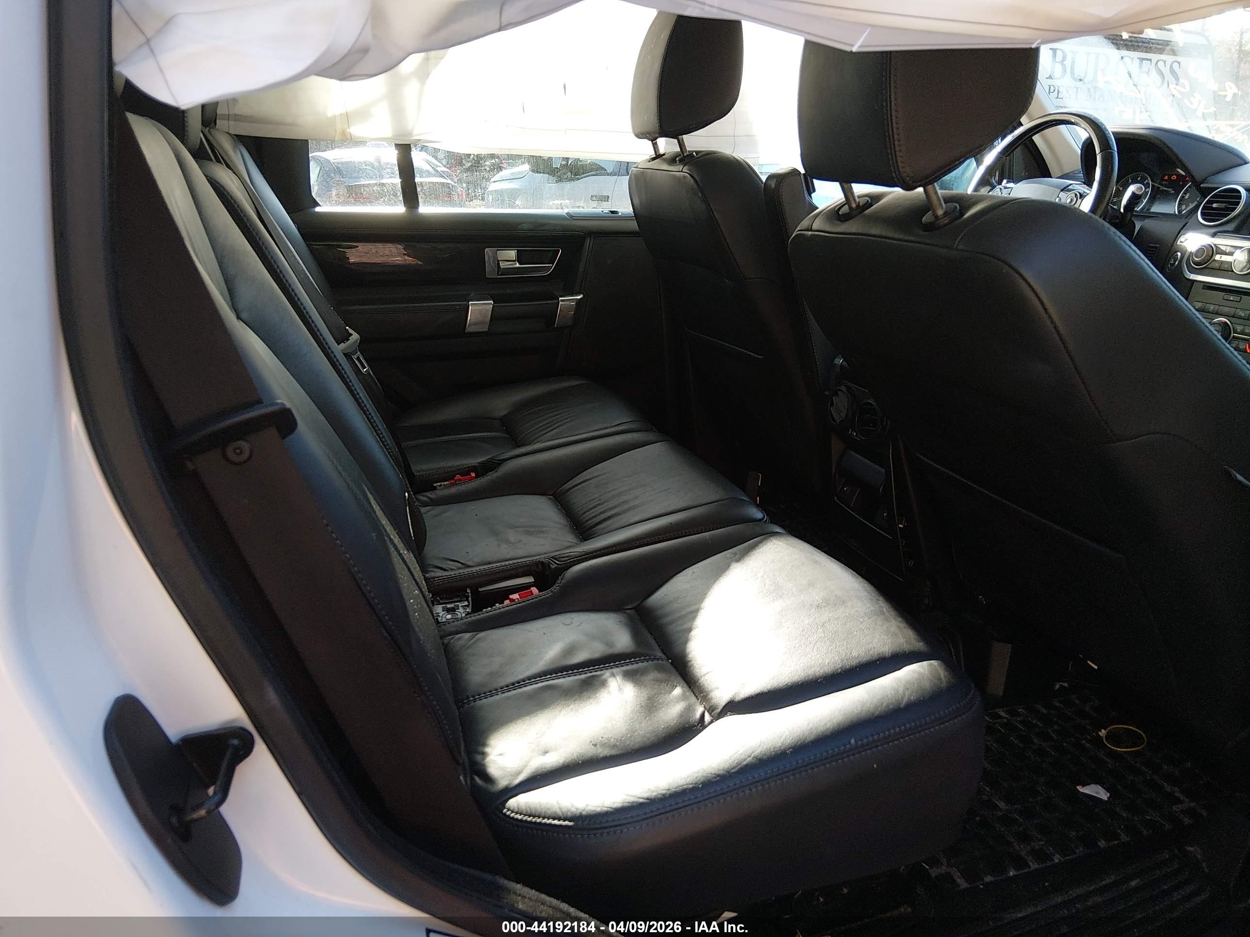 LAND ROVER image 8