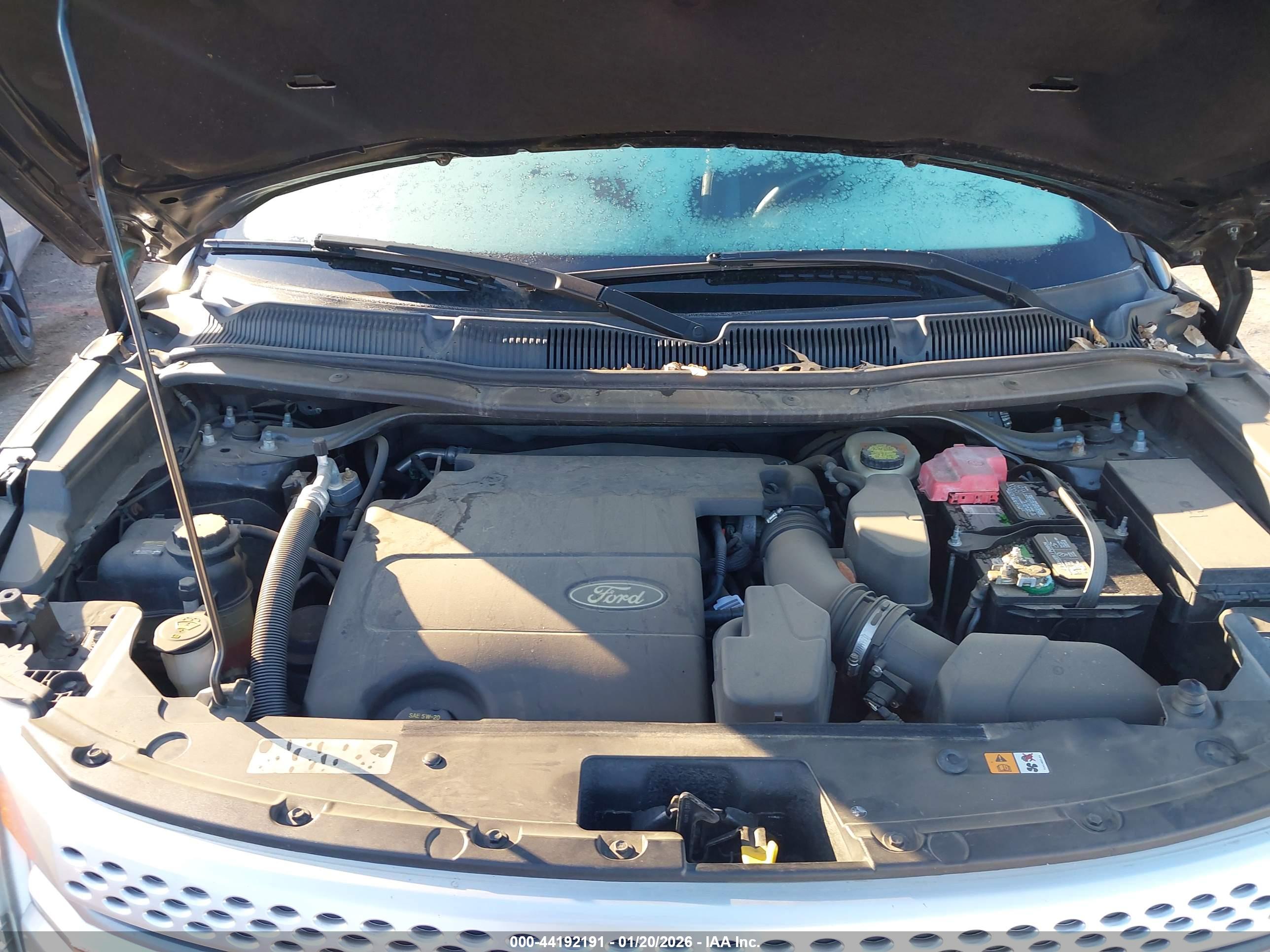 FORD EXPLORER image 10
