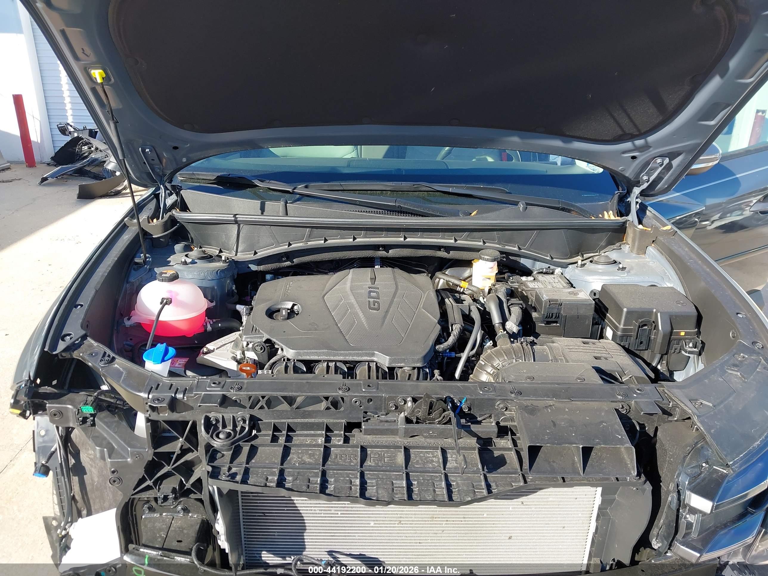 HYUNDAI TUCSON image 10