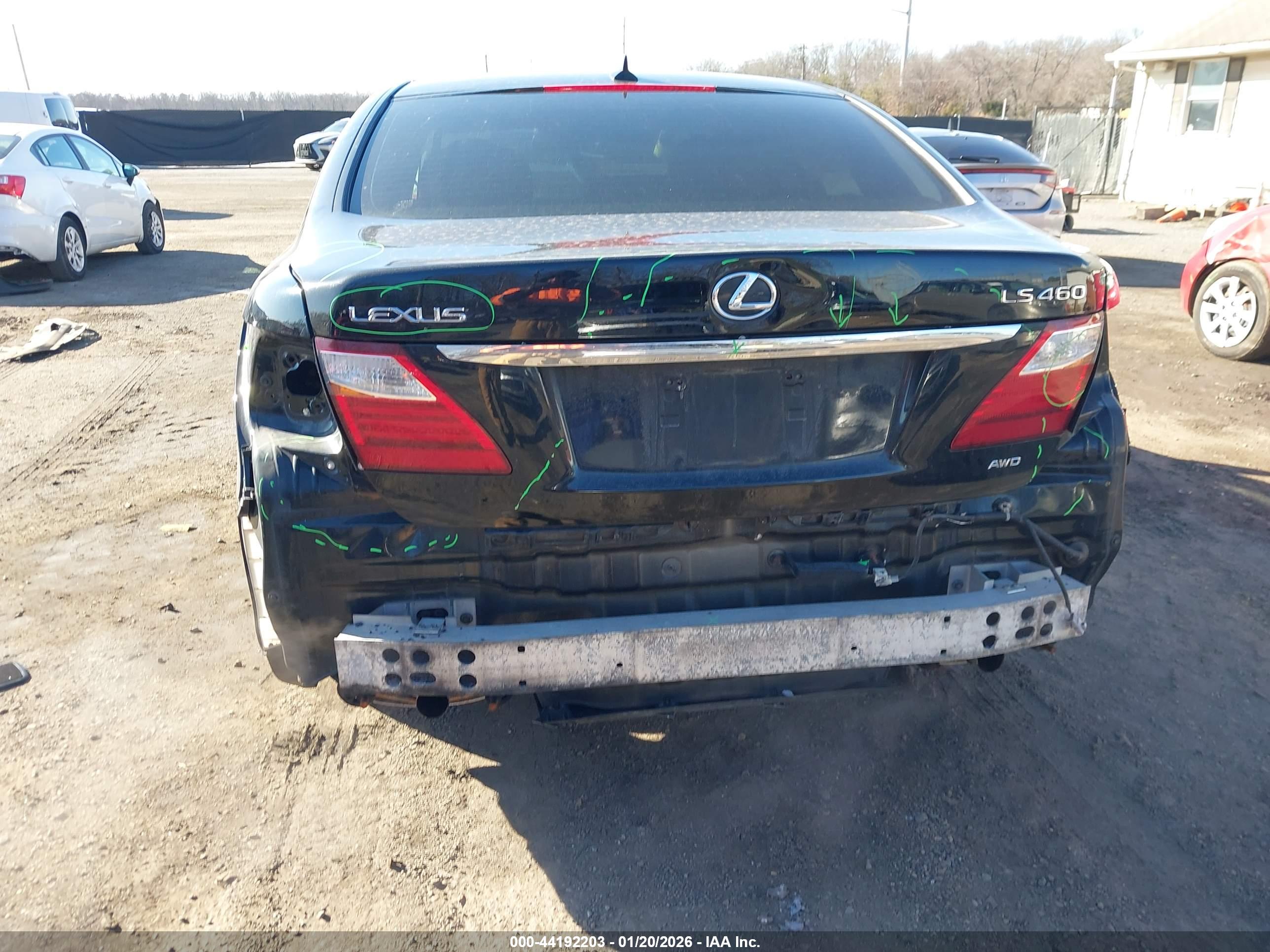 LEXUS LS image 6