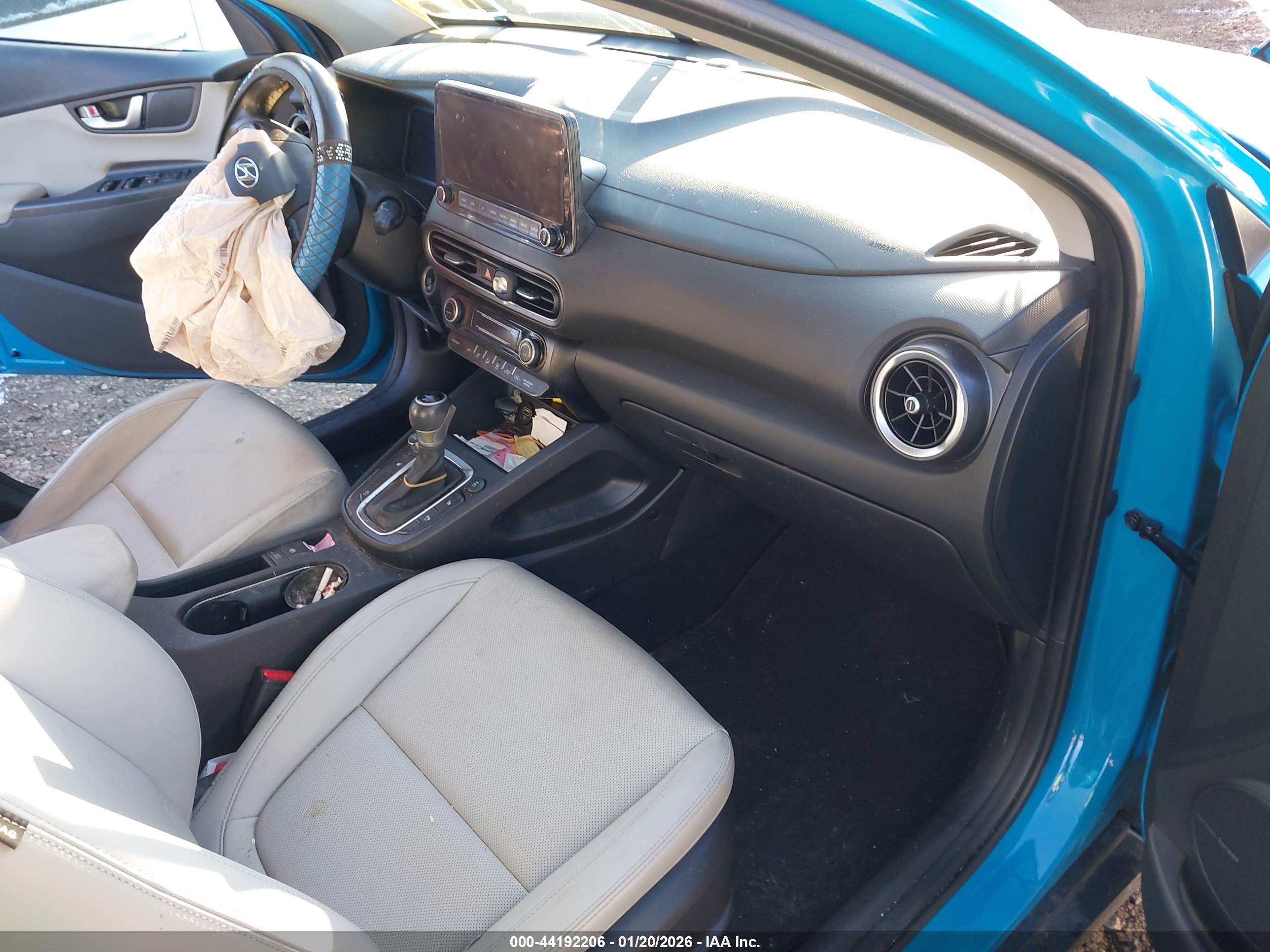 HYUNDAI KONA image 5