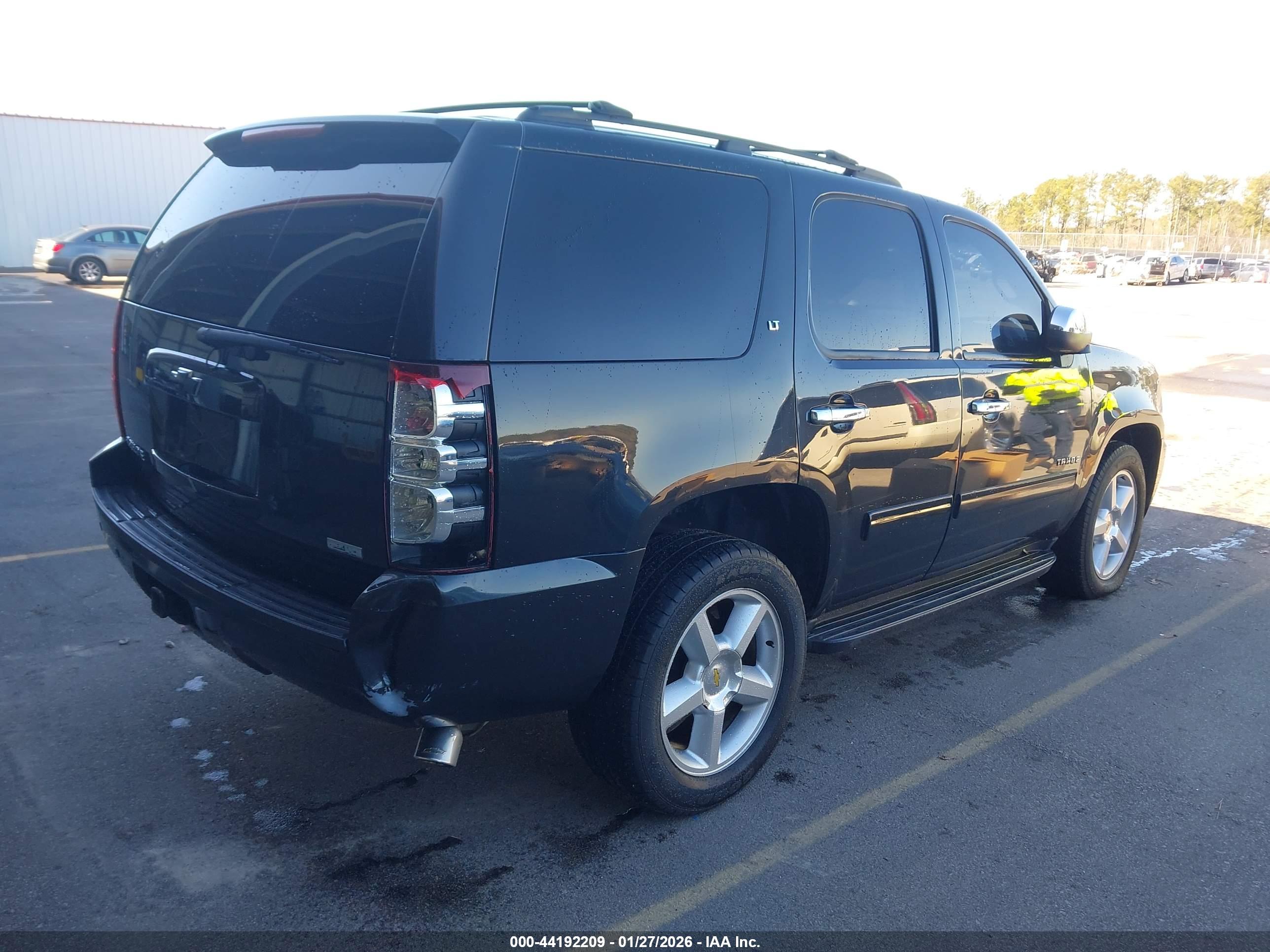 CHEVROLET TAHOE image 4