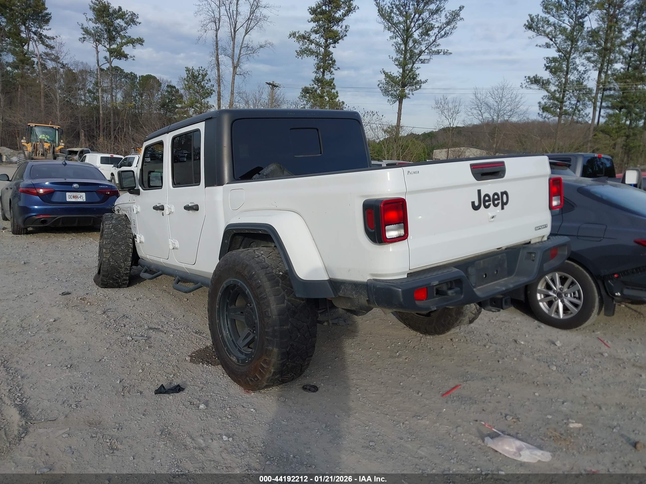 JEEP GLADIATOR image 3