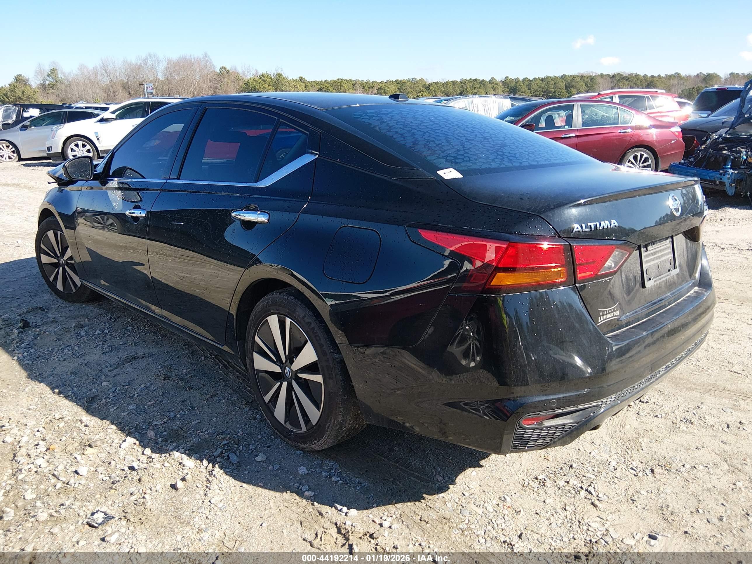 NISSAN ALTIMA image 3