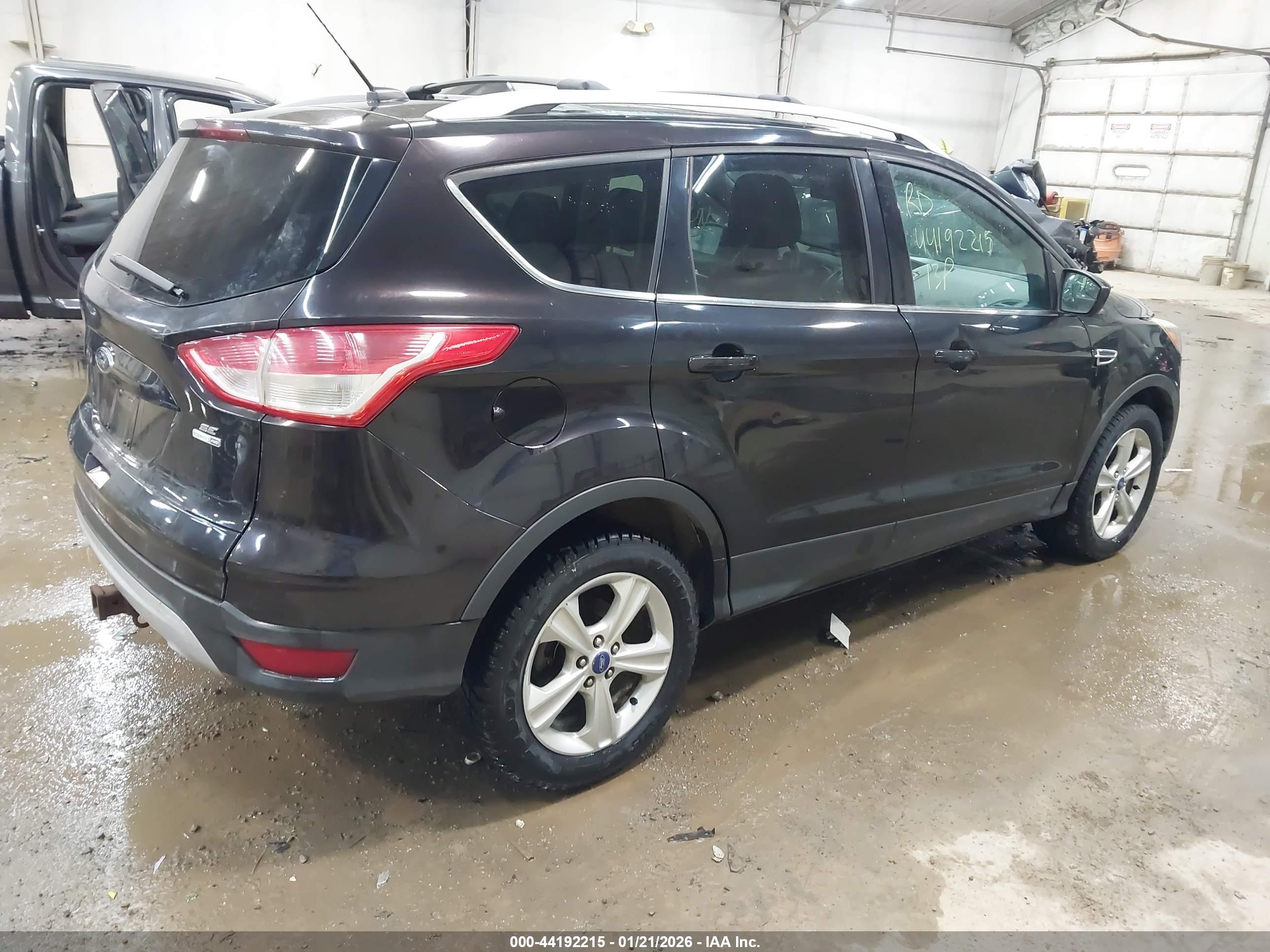 FORD ESCAPE image 4