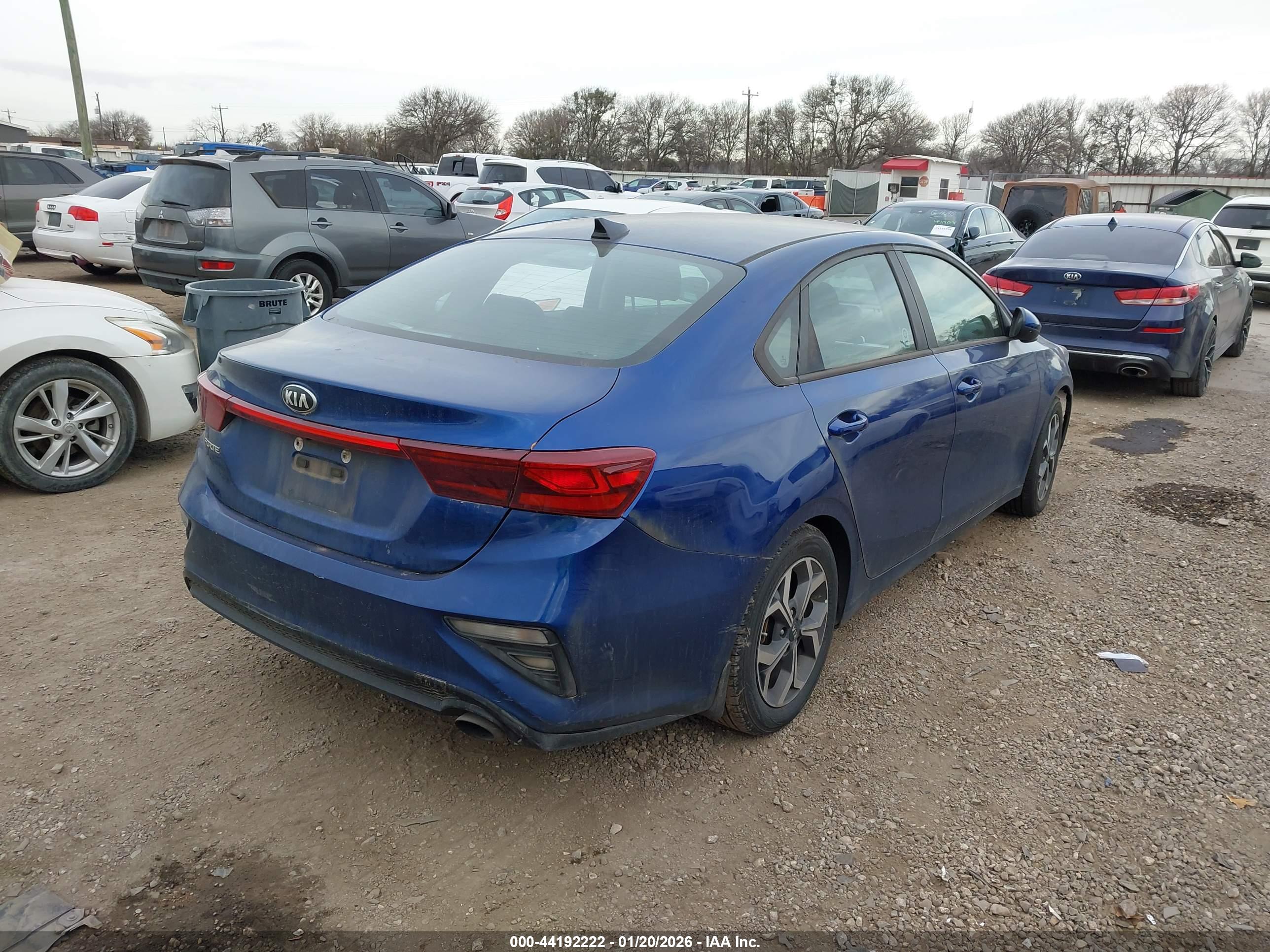 KIA FORTE image 4