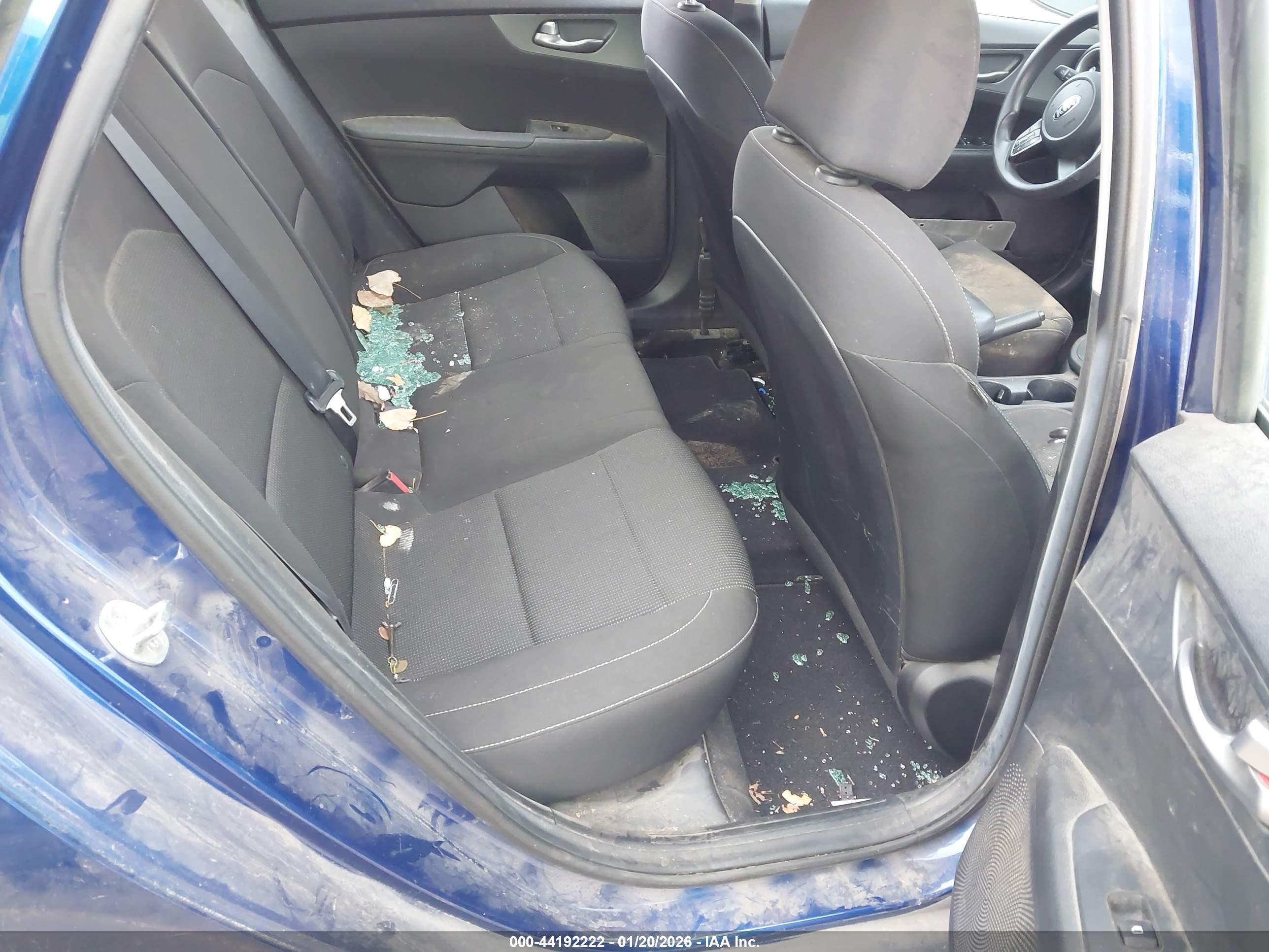 KIA FORTE image 8