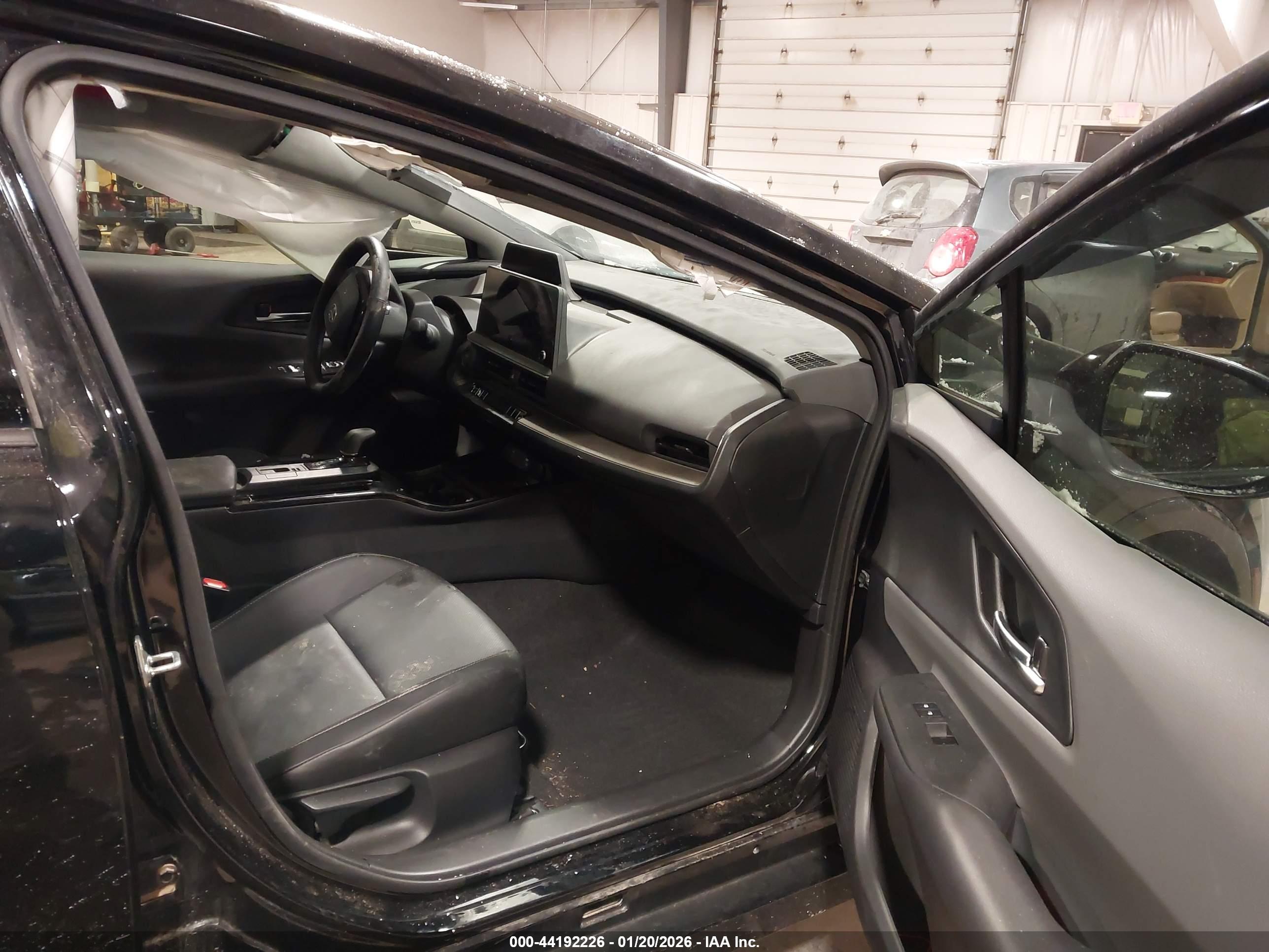 TOYOTA PRIUS image 5