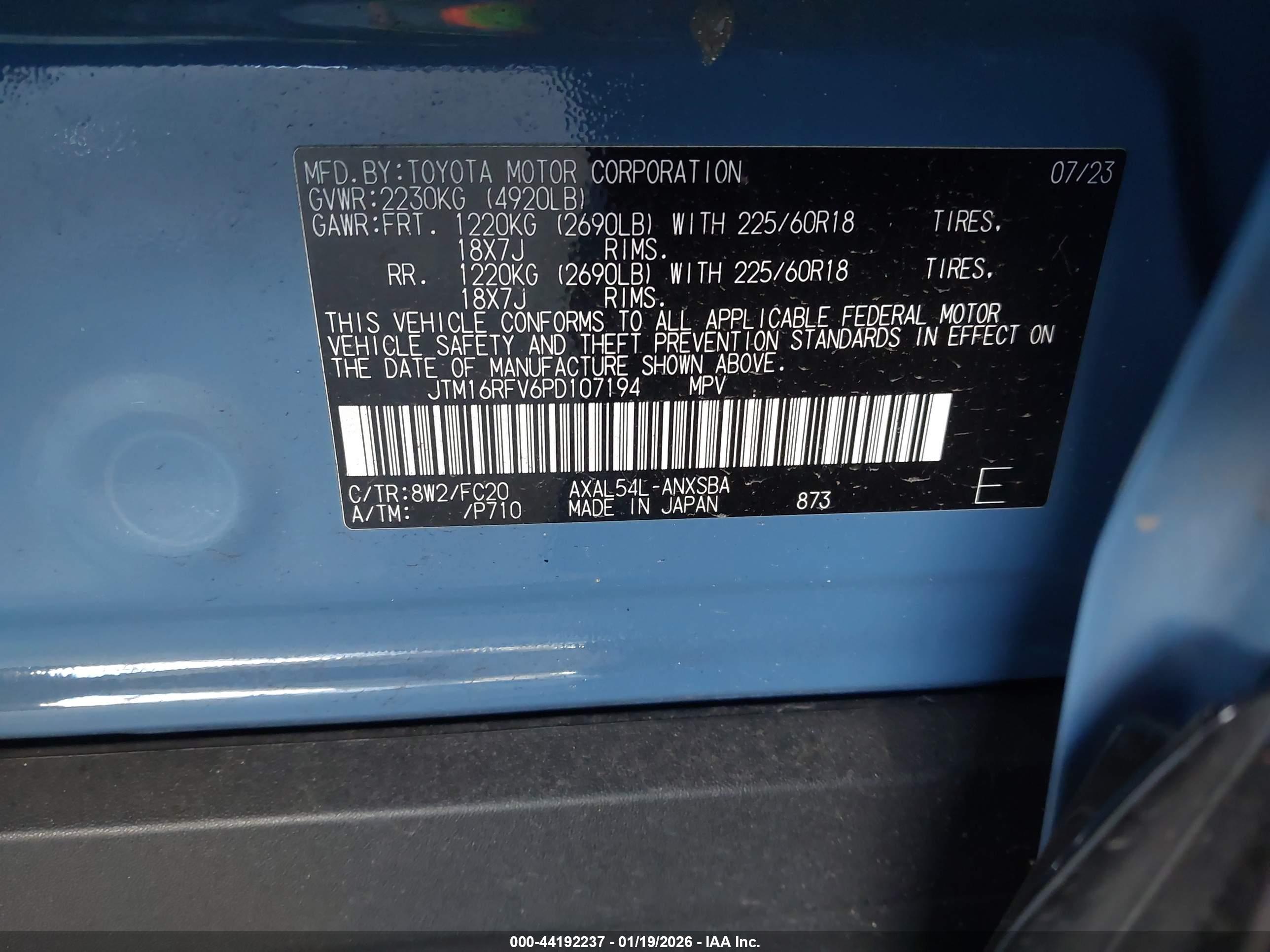 TOYOTA RAV4 image 9