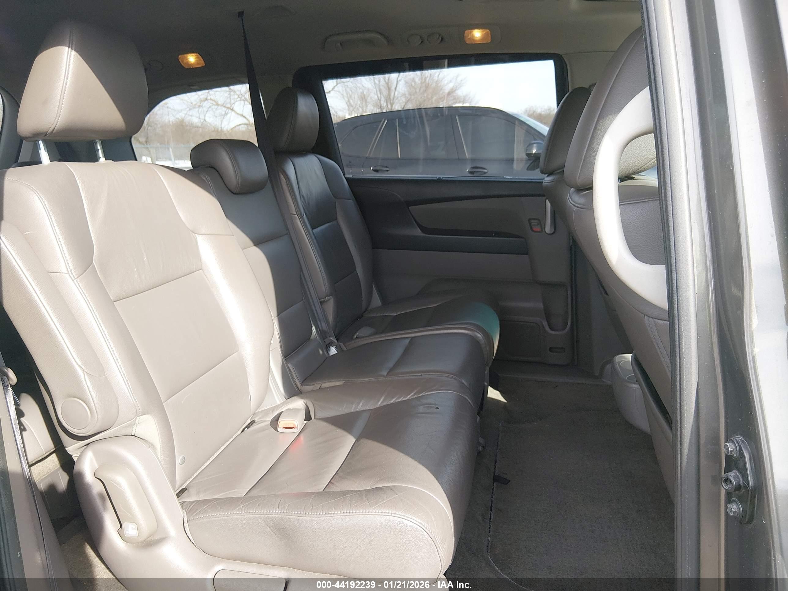 HONDA ODYSSEY image 8