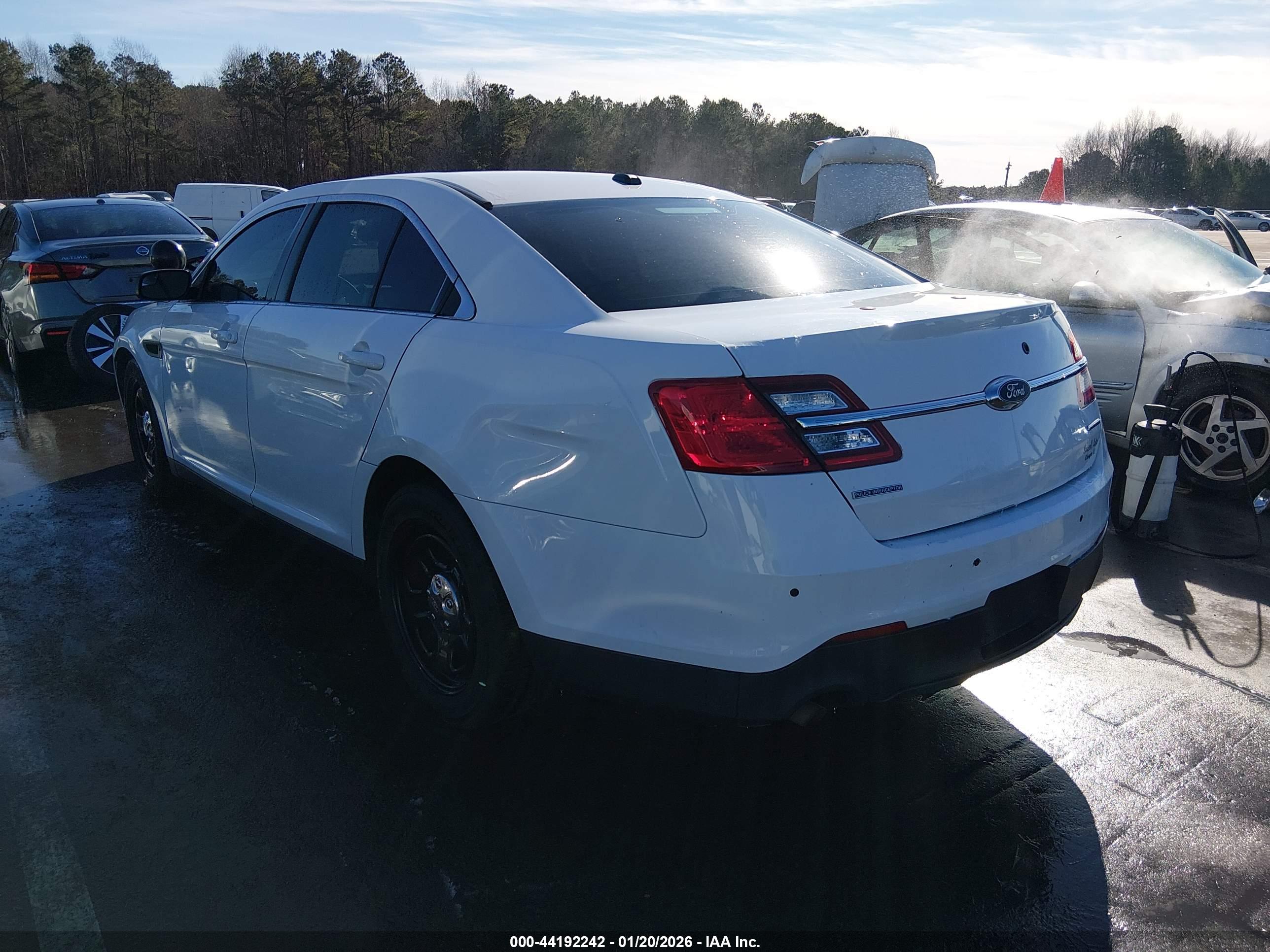 FORD POLICE image 3