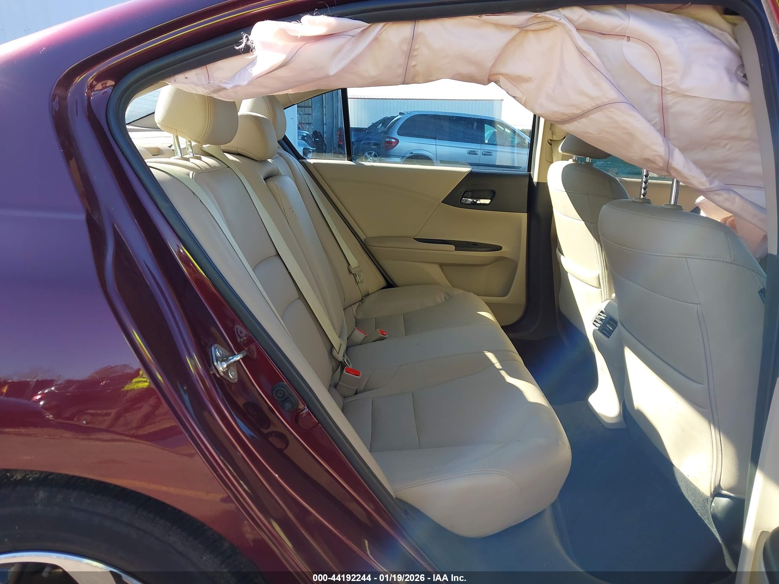 HONDA ACCORD image 8