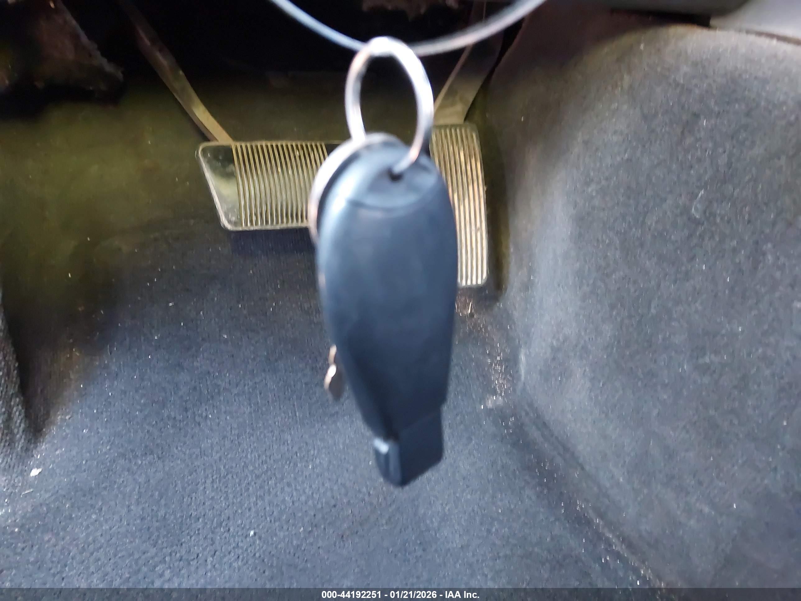DODGE CHALLENGER image 11