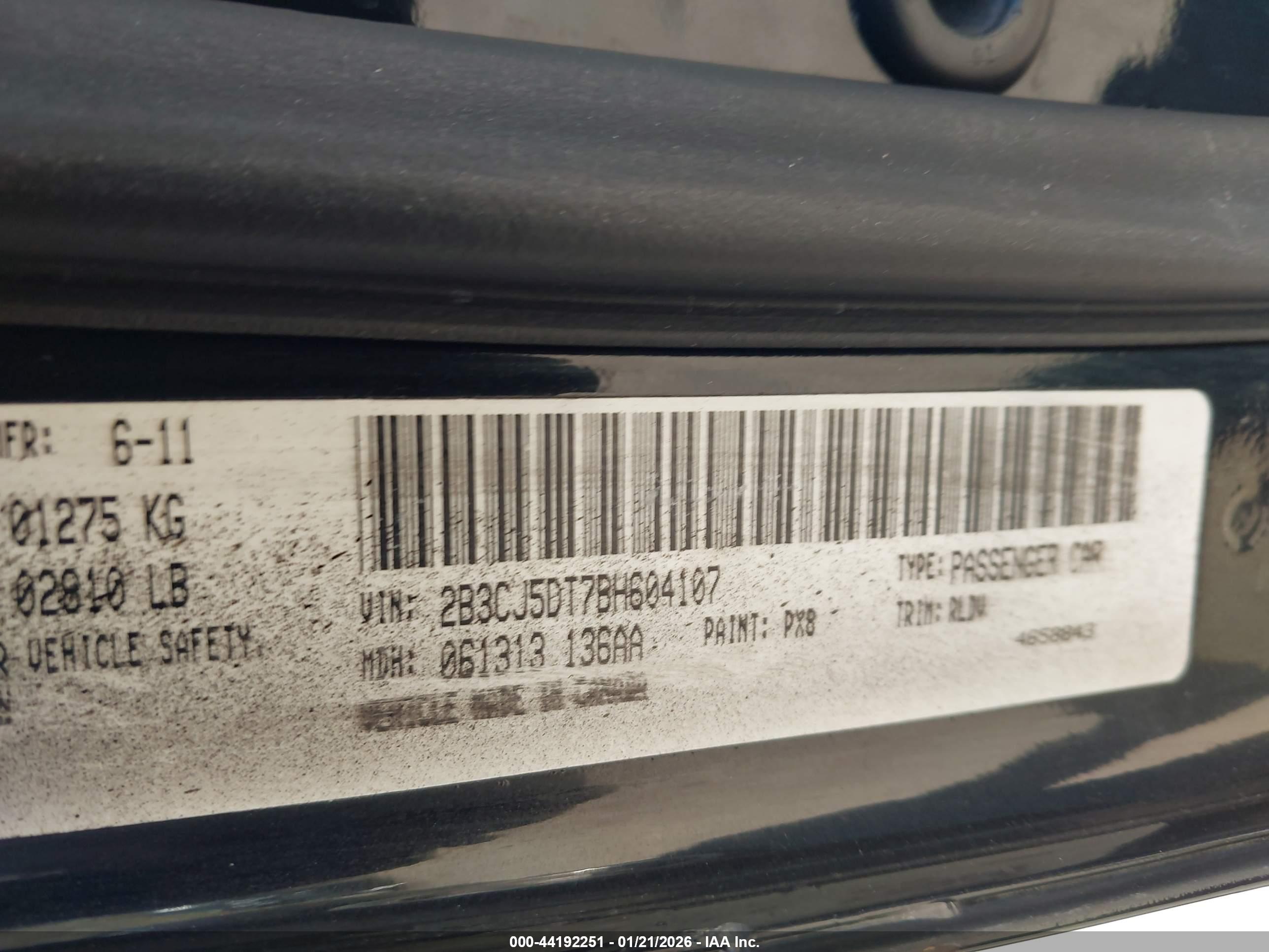 DODGE CHALLENGER image 9