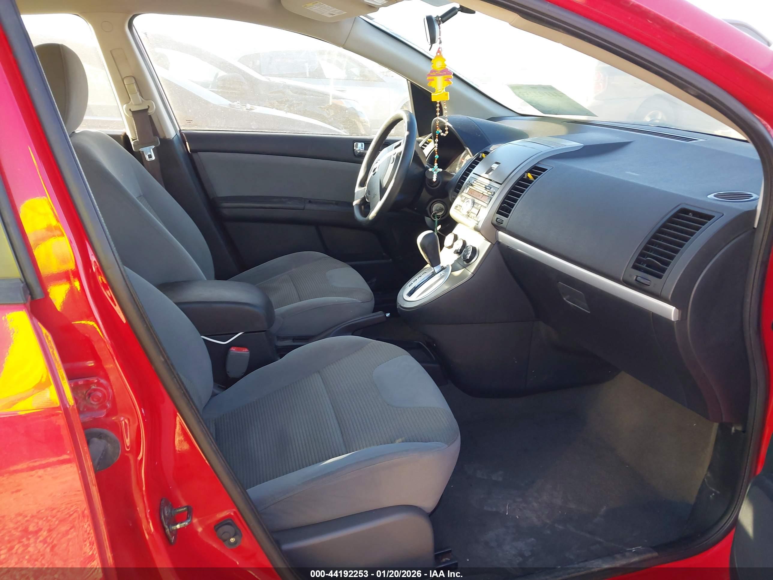 NISSAN SENTRA image 5