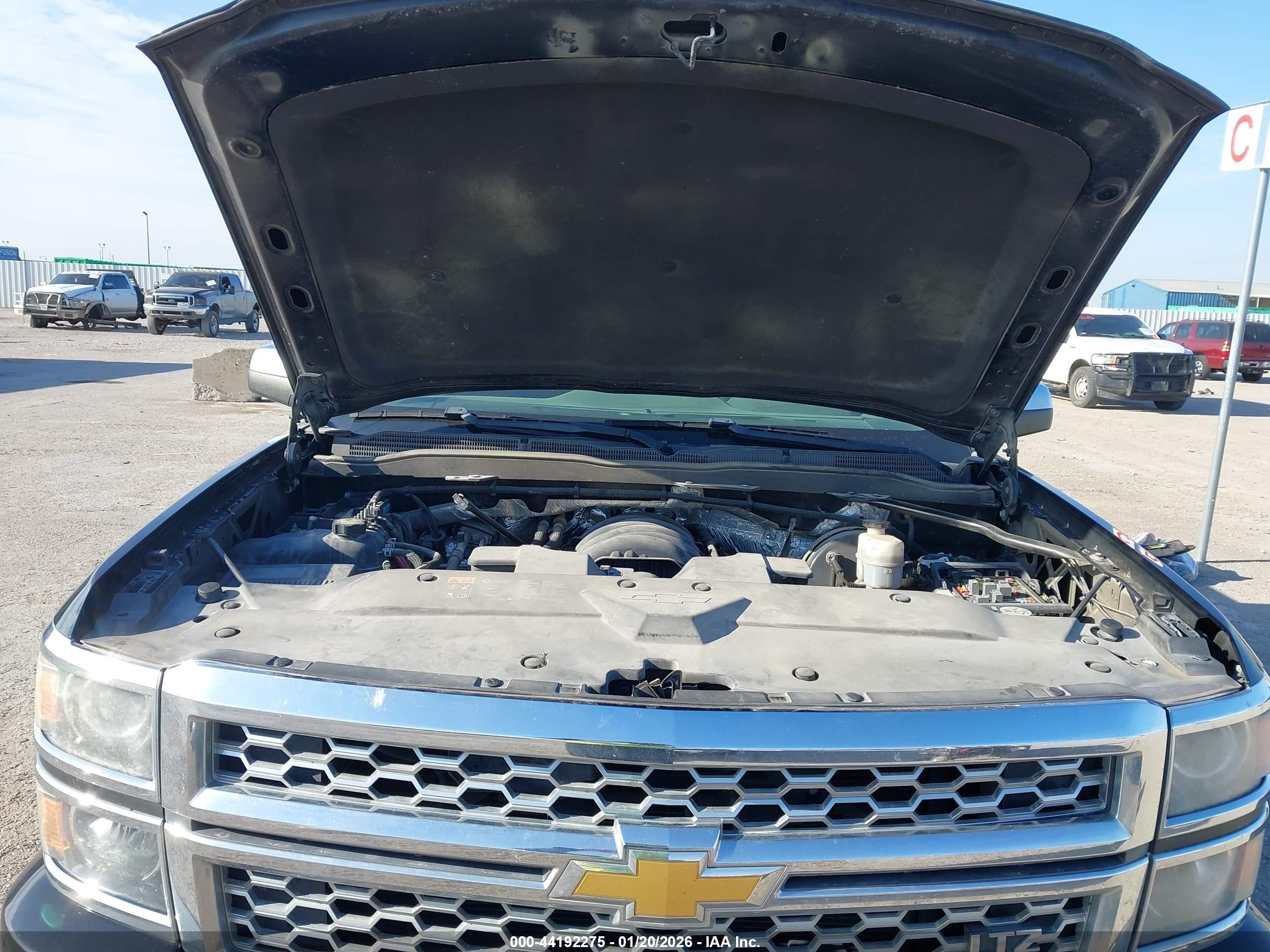 CHEVROLET SILVERADO image 10