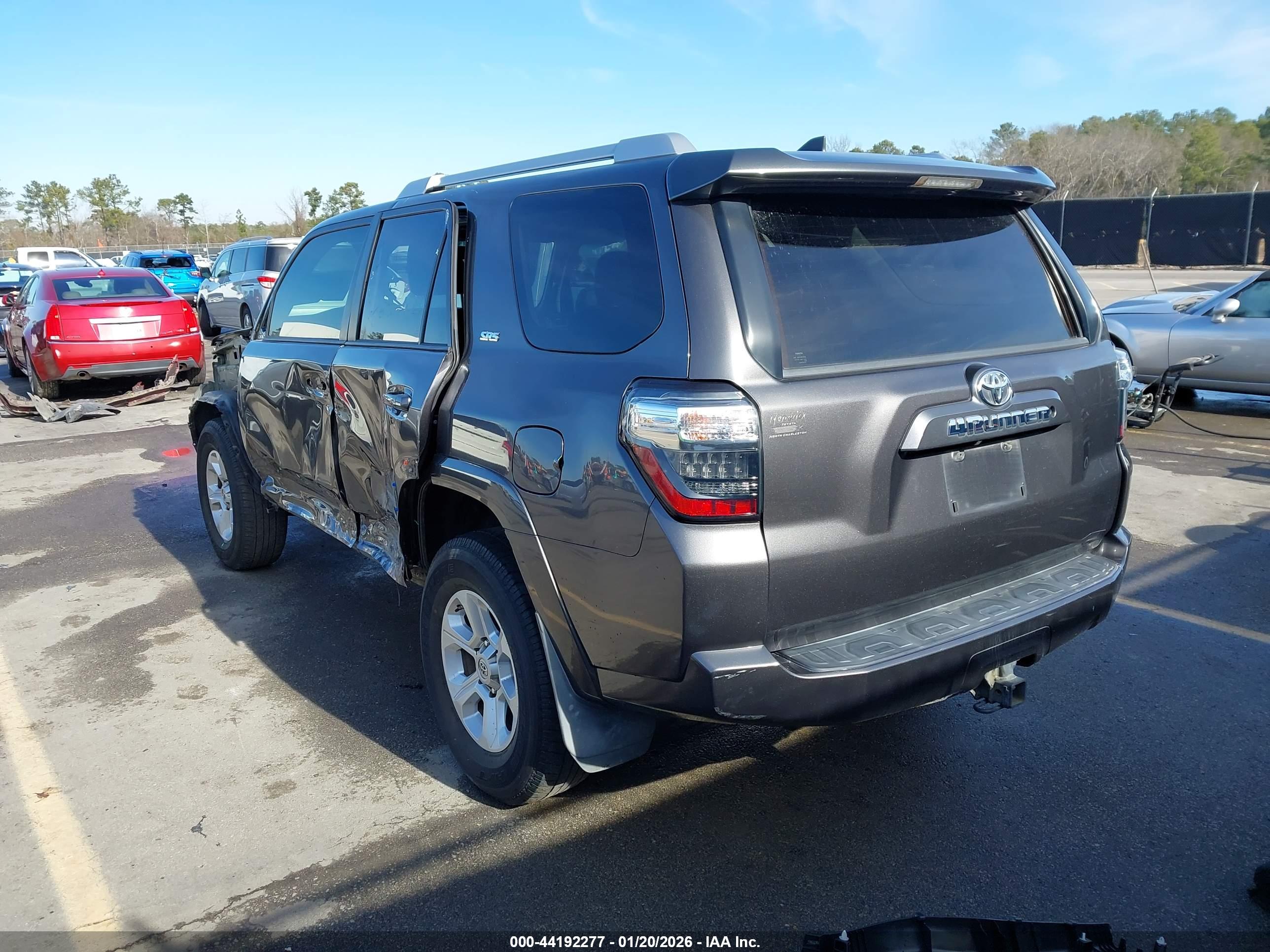 TOYOTA 4RUNNER image 3