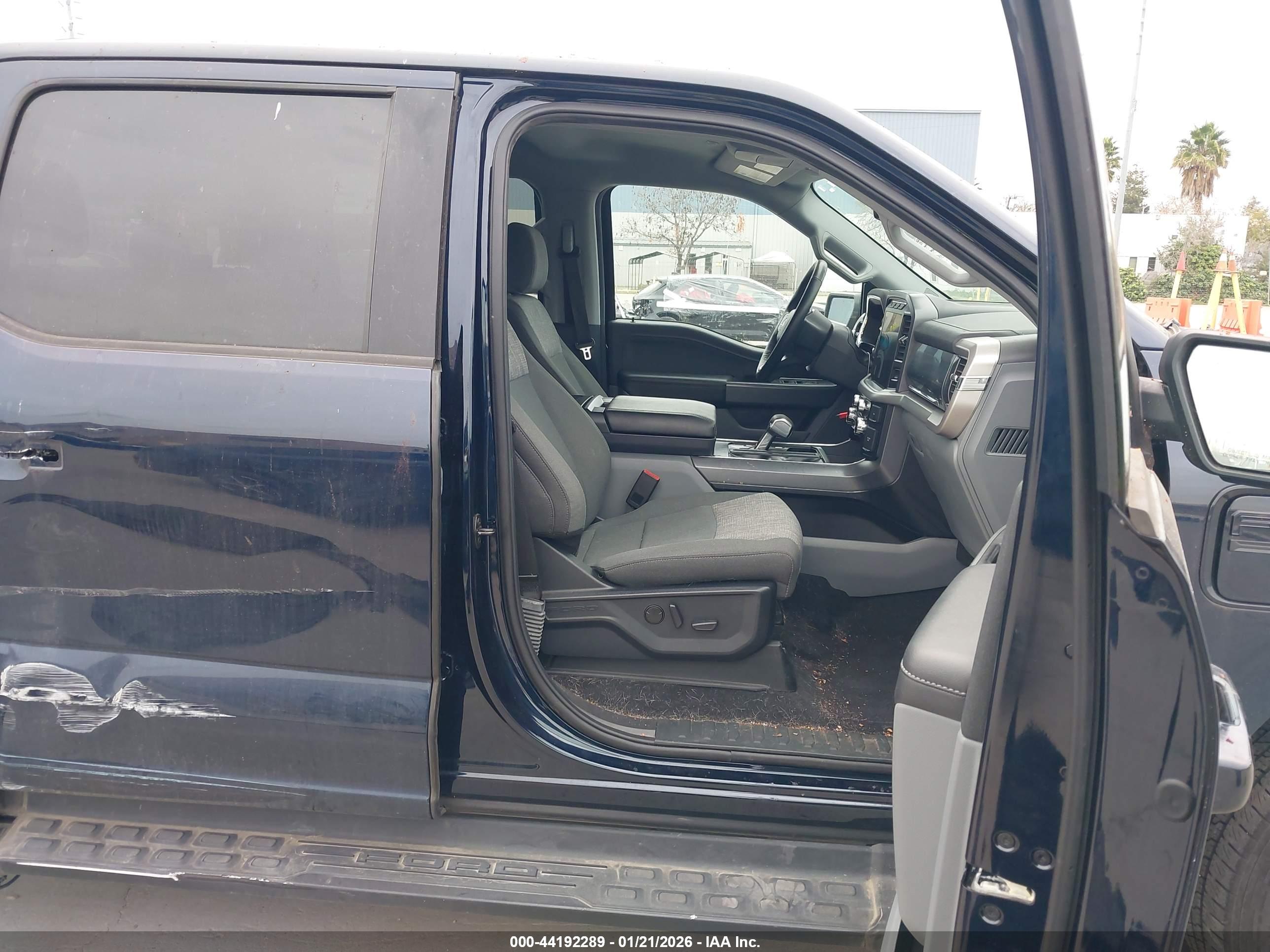 FORD F-150 image 5