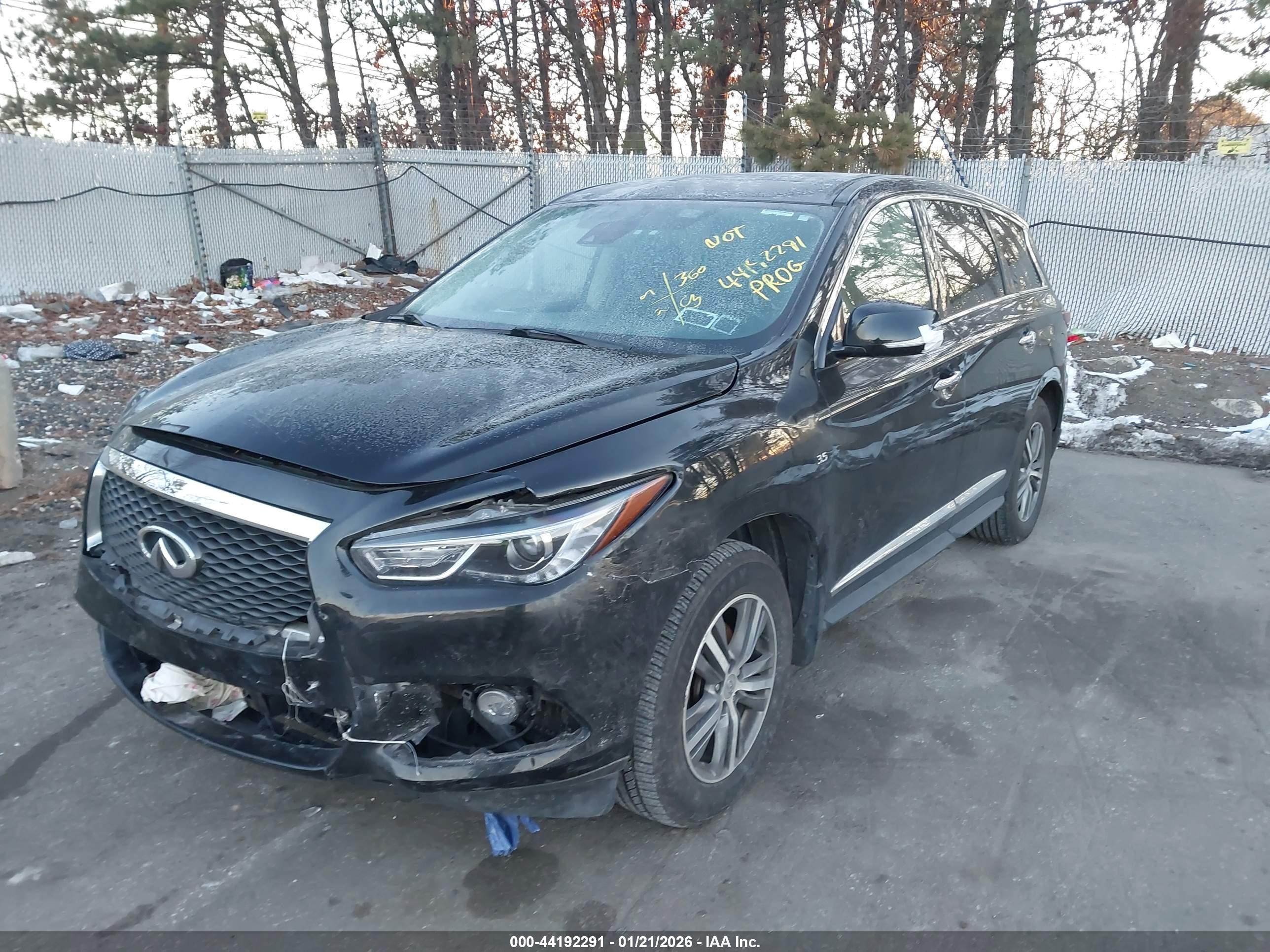 INFINITI QX60 image 2