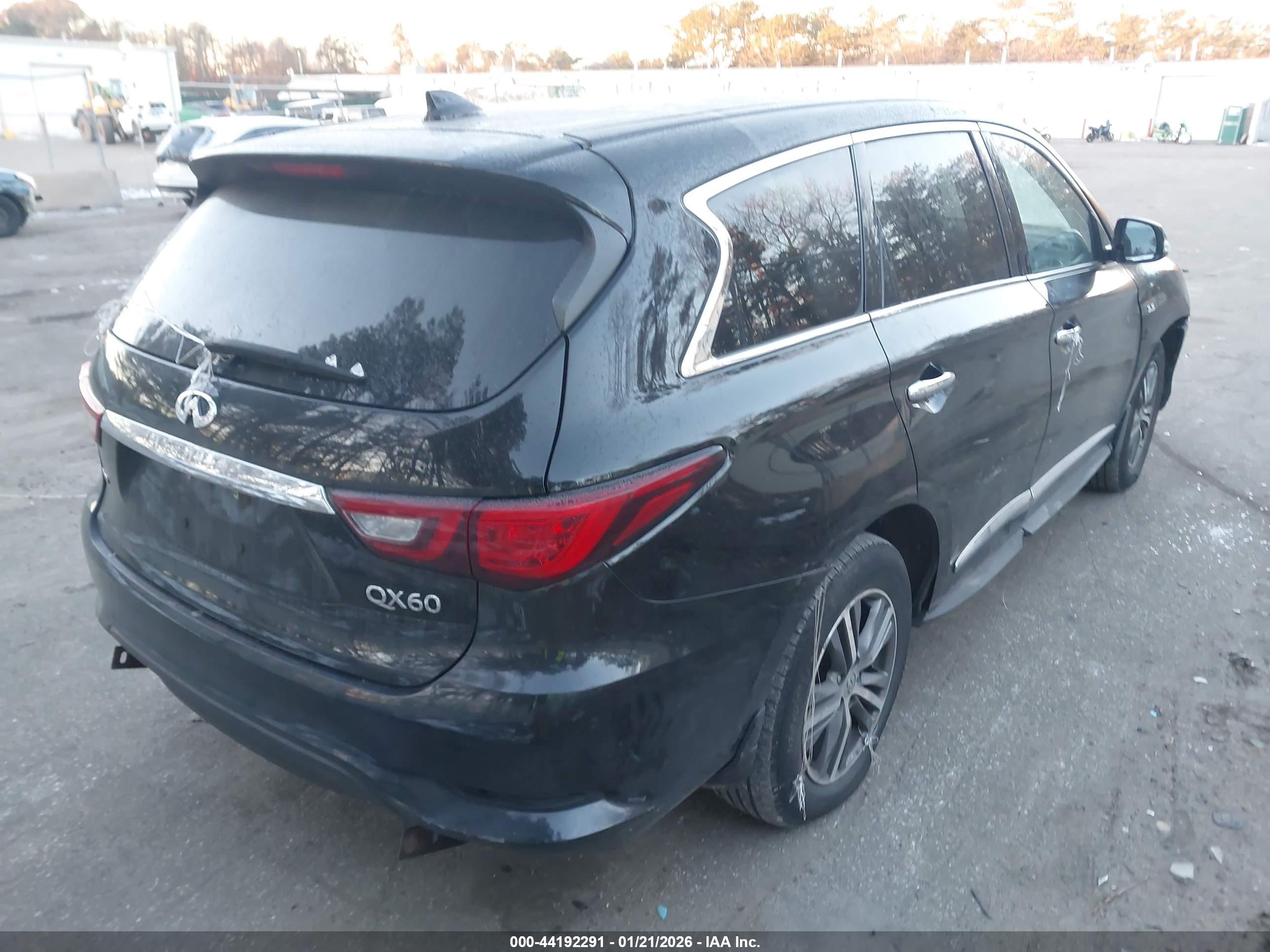 INFINITI QX60 image 4