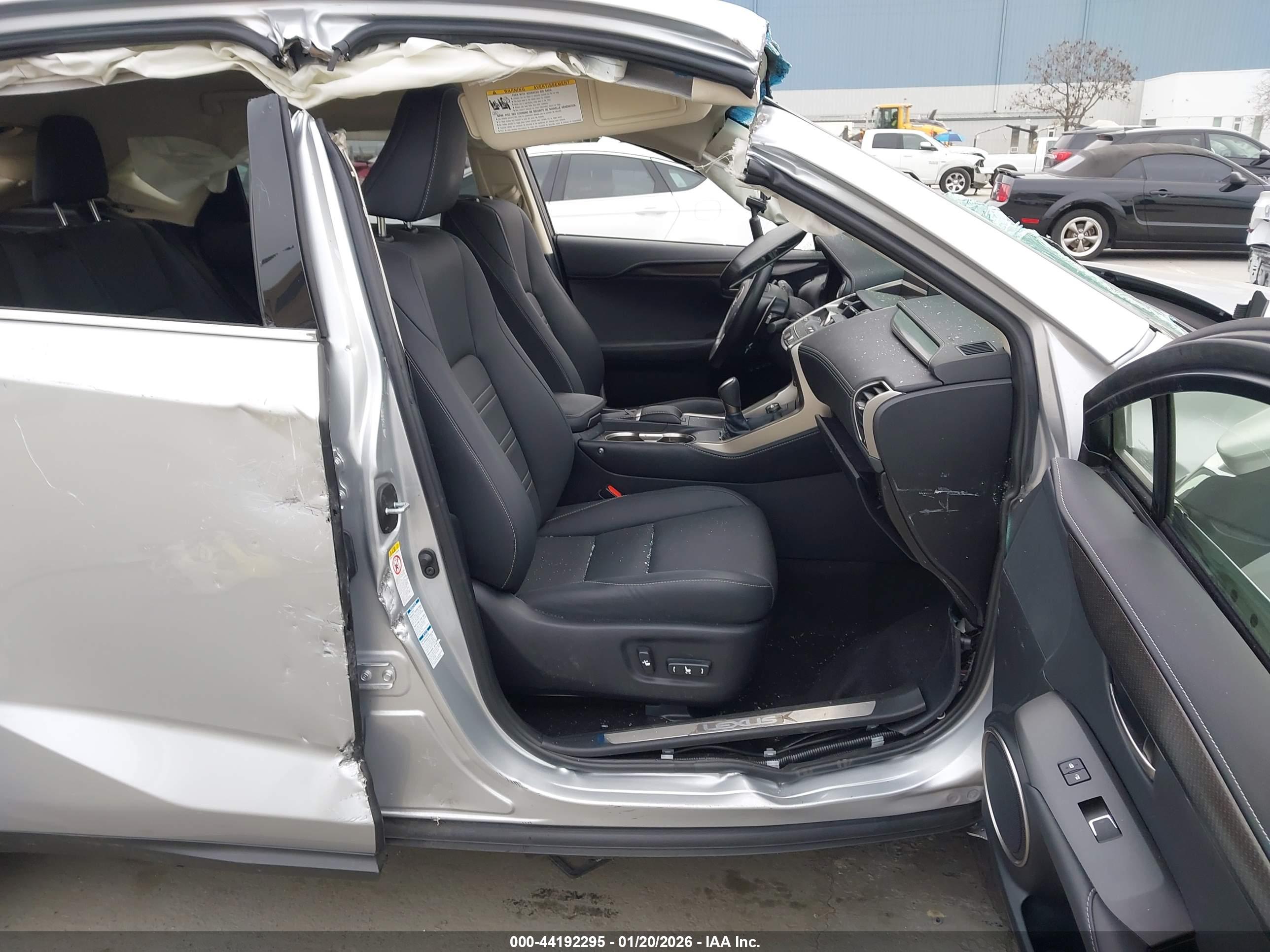 LEXUS NX image 5
