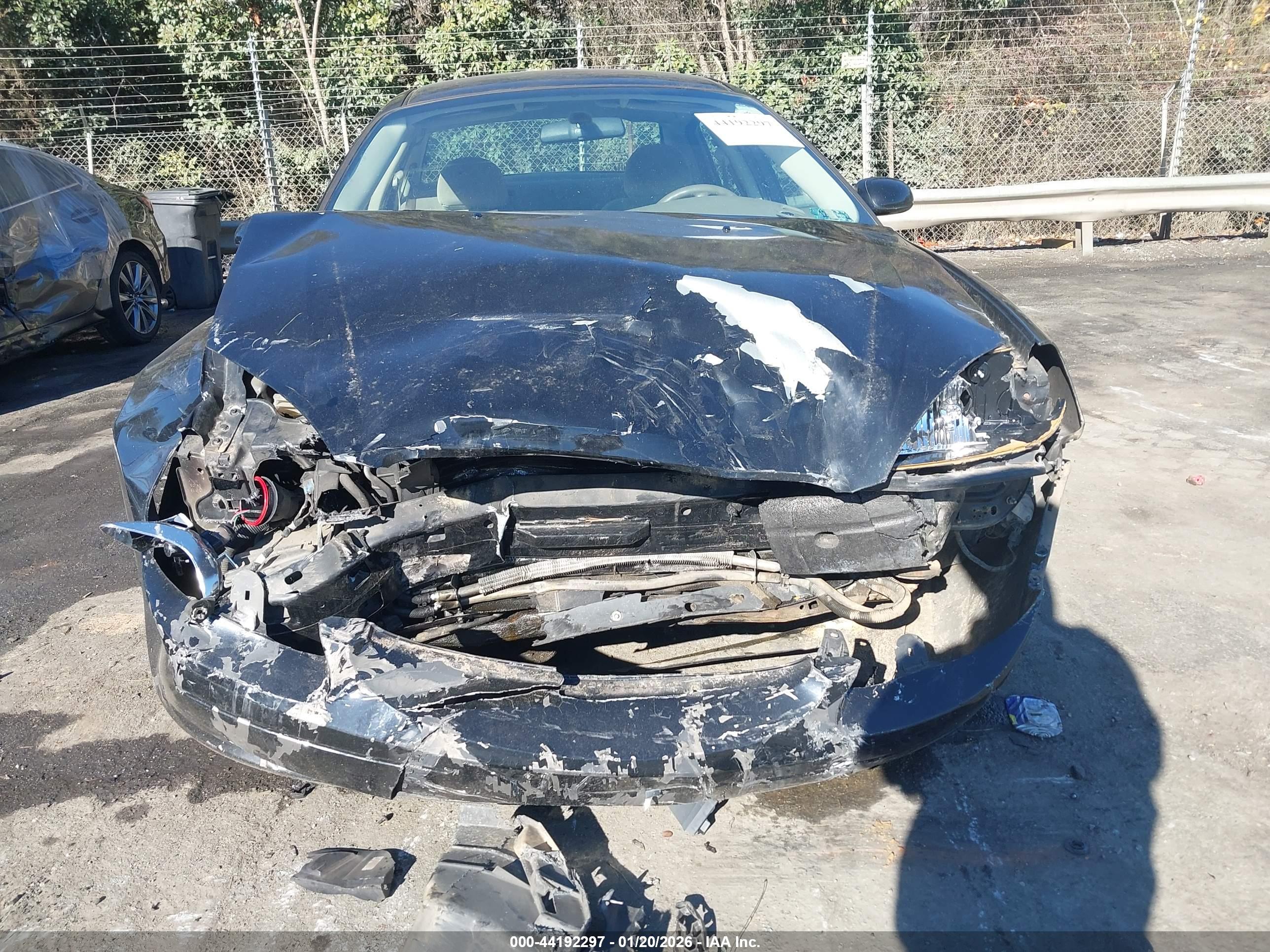 FORD TAURUS image 6