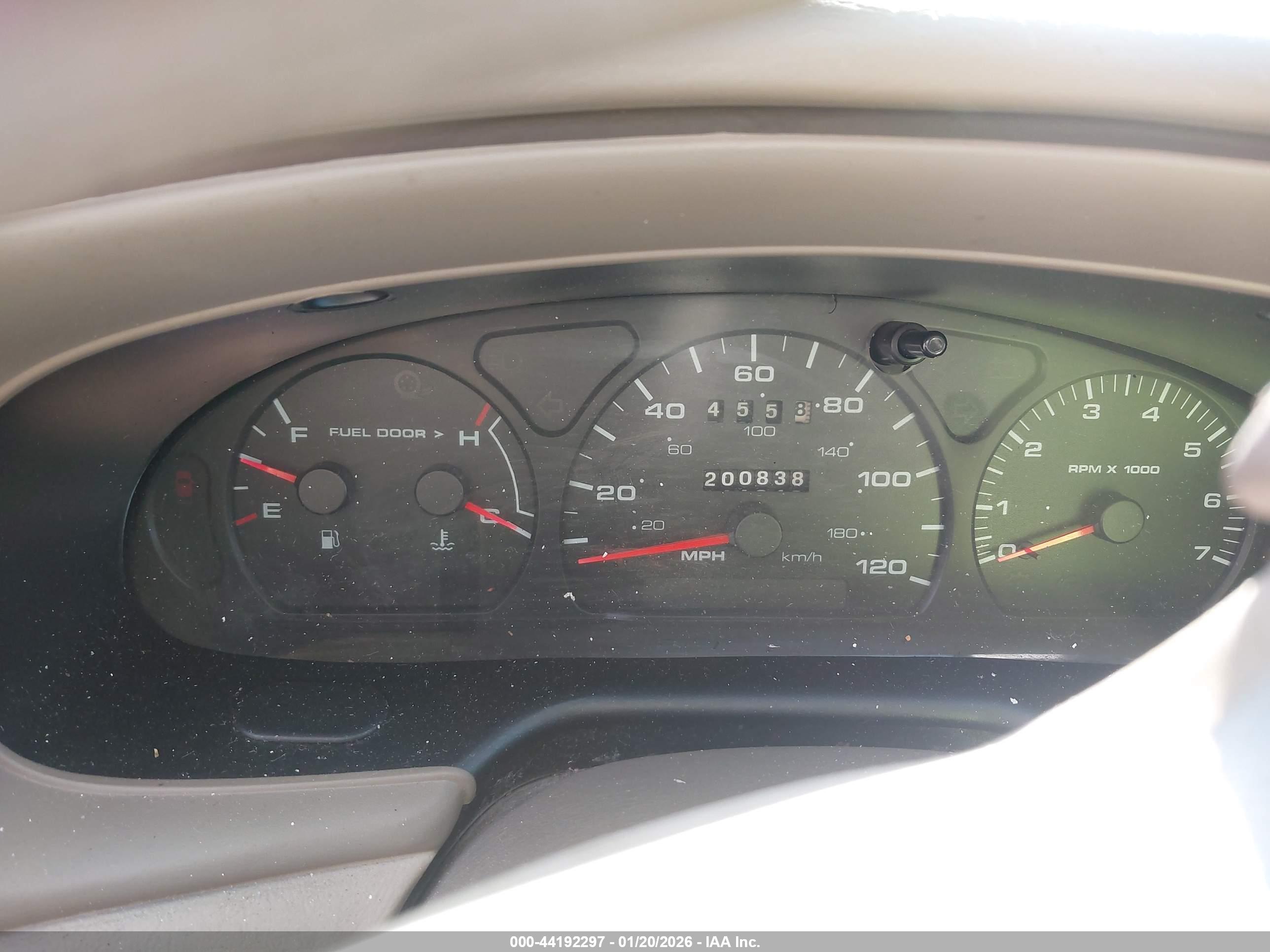 FORD TAURUS image 7