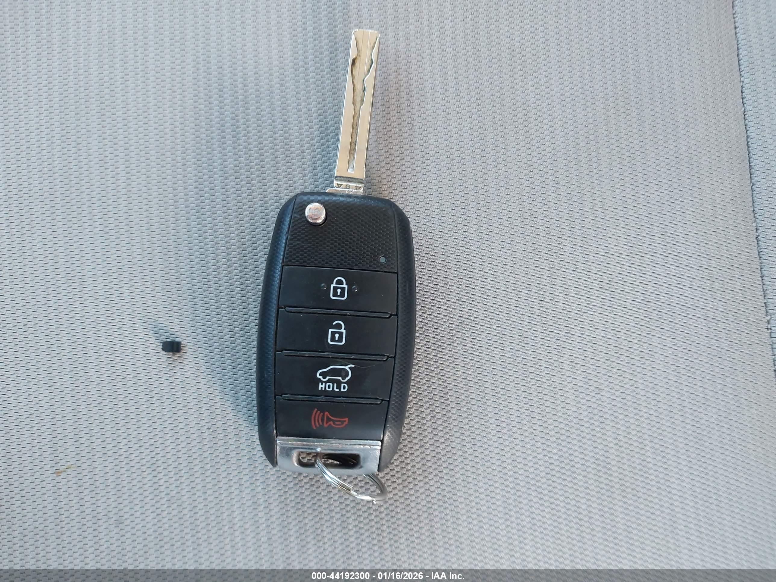 KIA SEDONA image 11