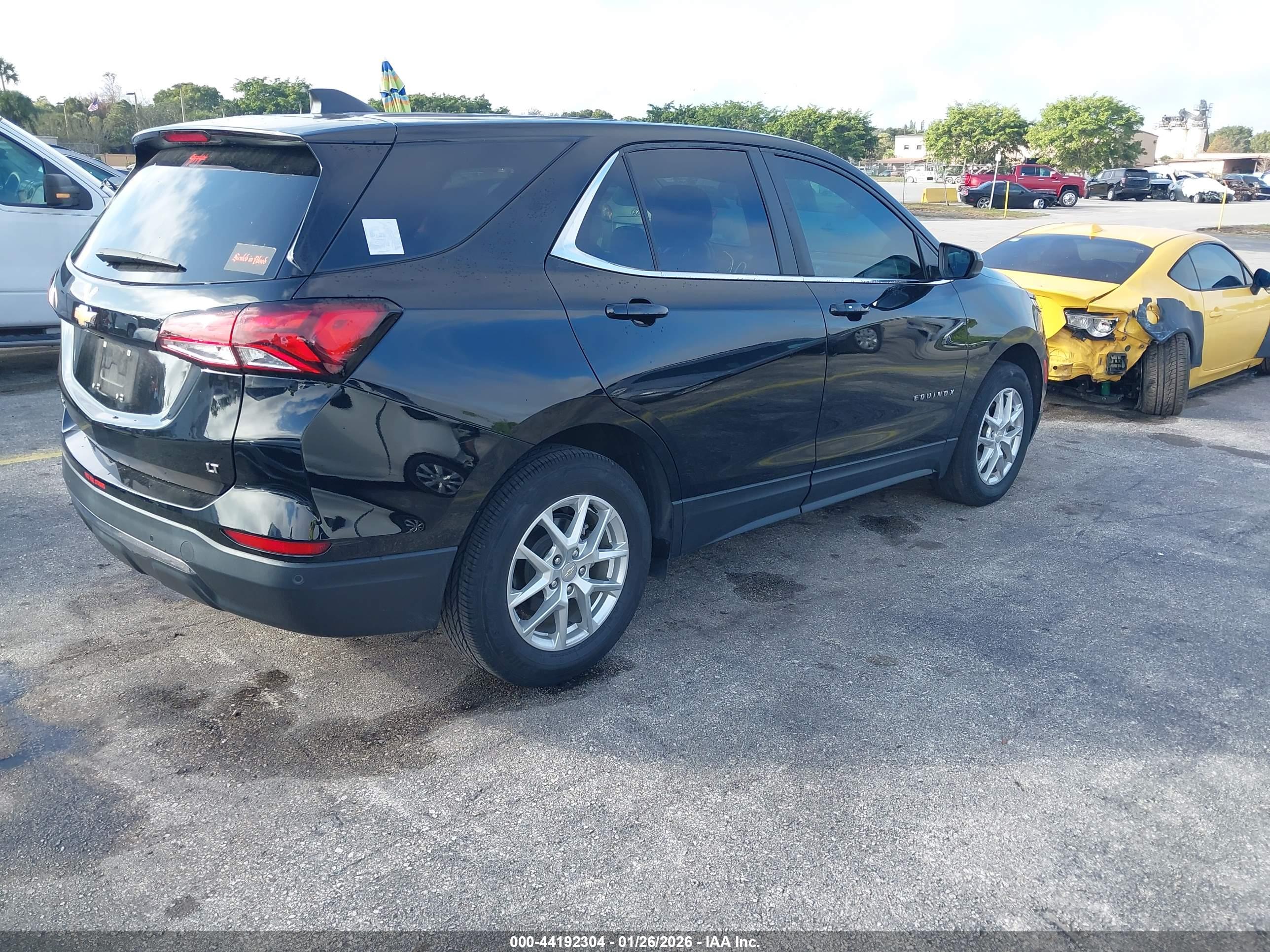 CHEVROLET EQUINOX image 4