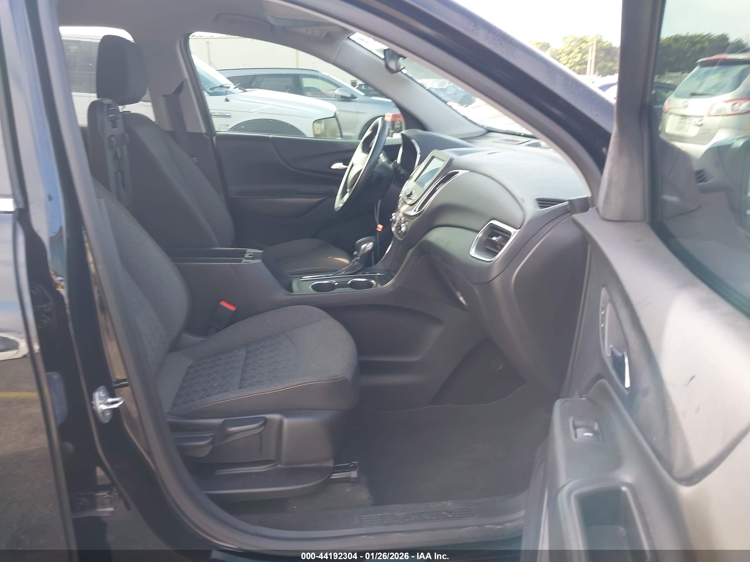 CHEVROLET EQUINOX image 5
