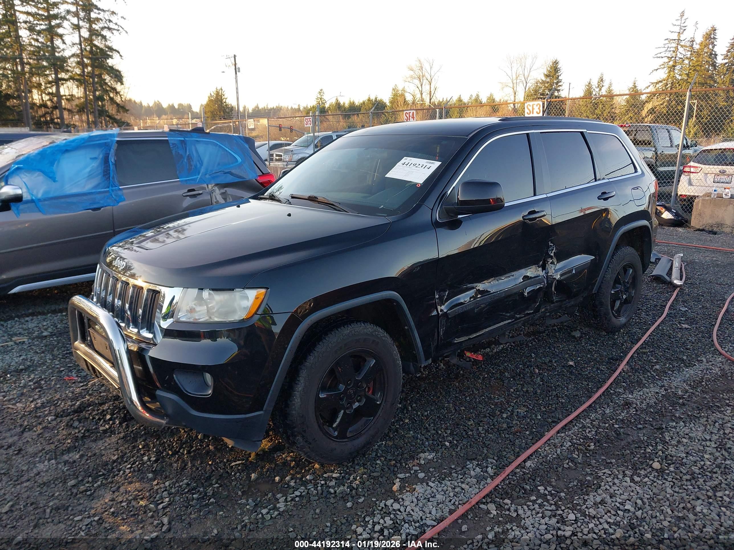 JEEP GRAND image 2