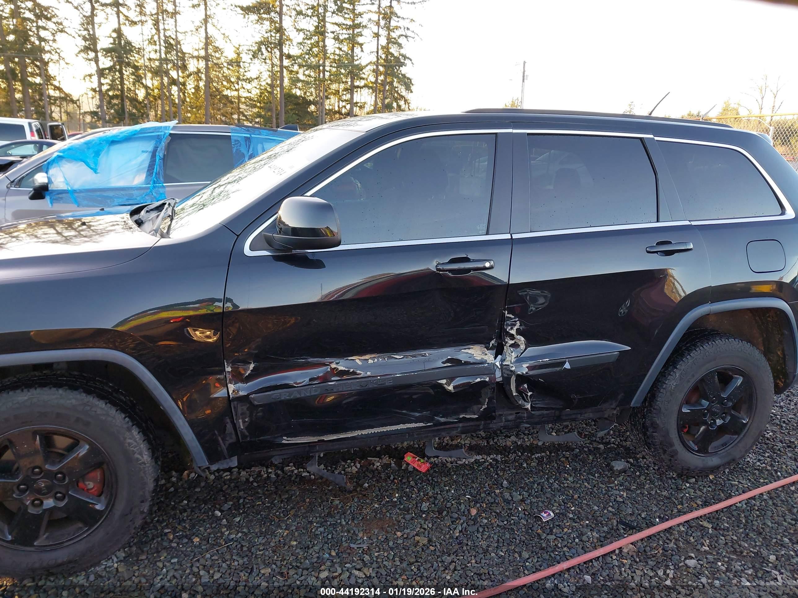 JEEP GRAND image 6