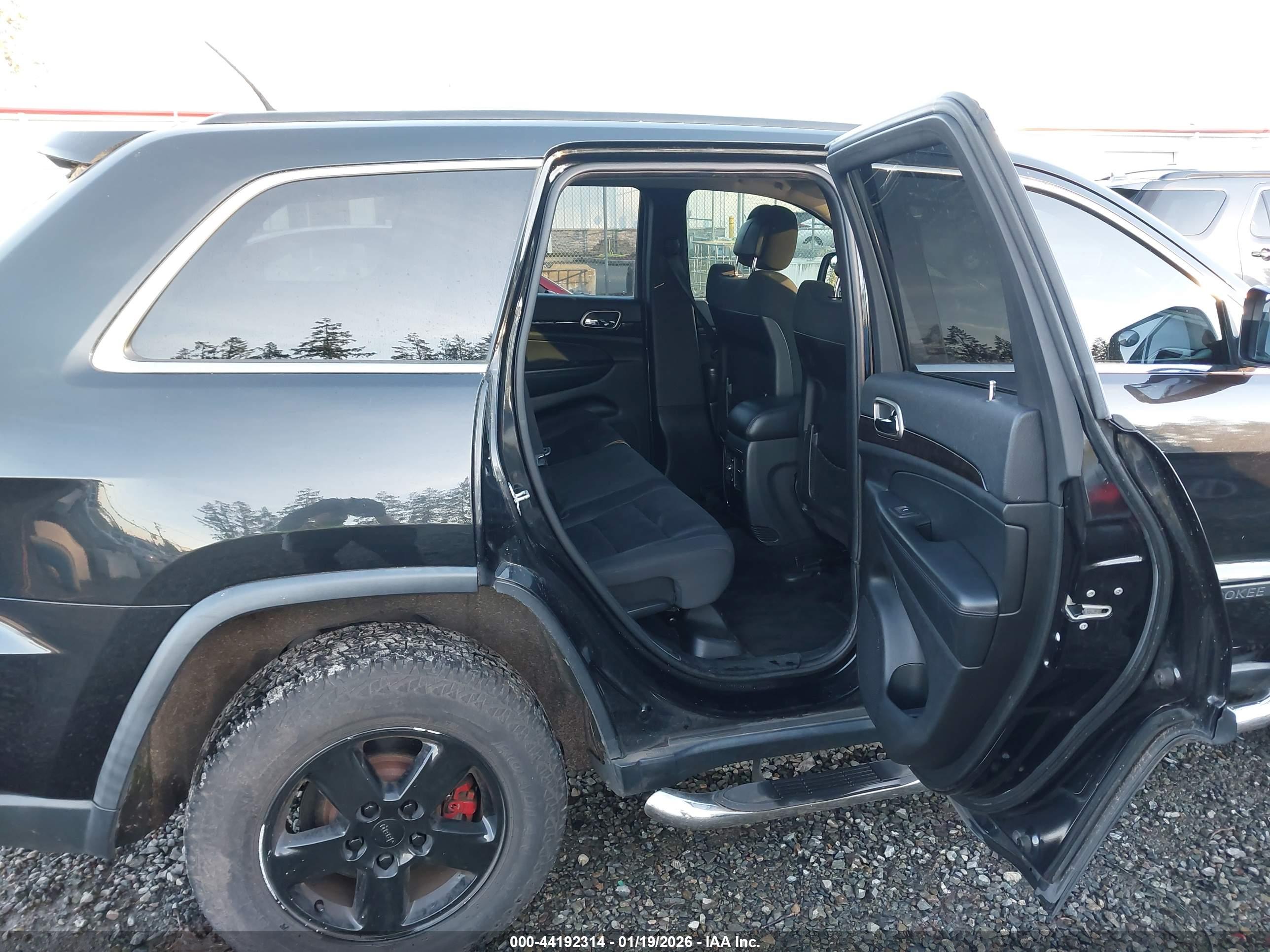 JEEP GRAND image 8
