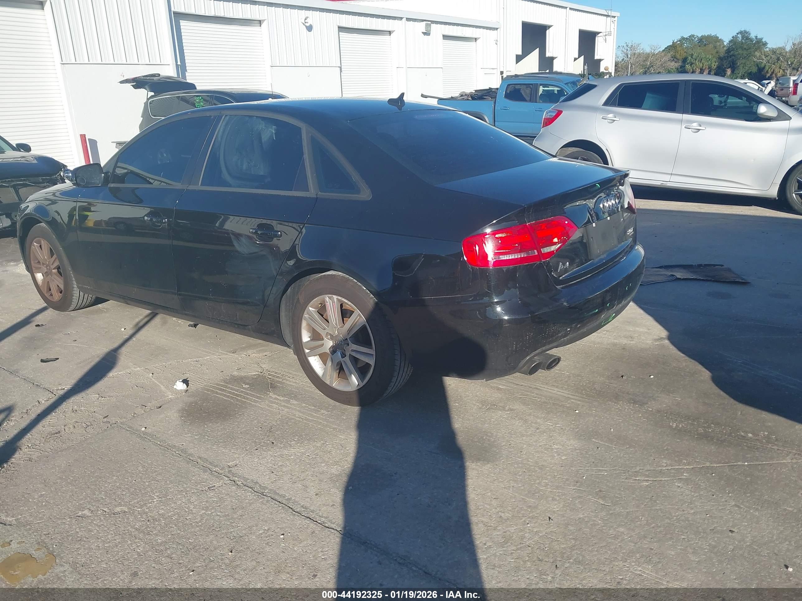 AUDI A4 image 3