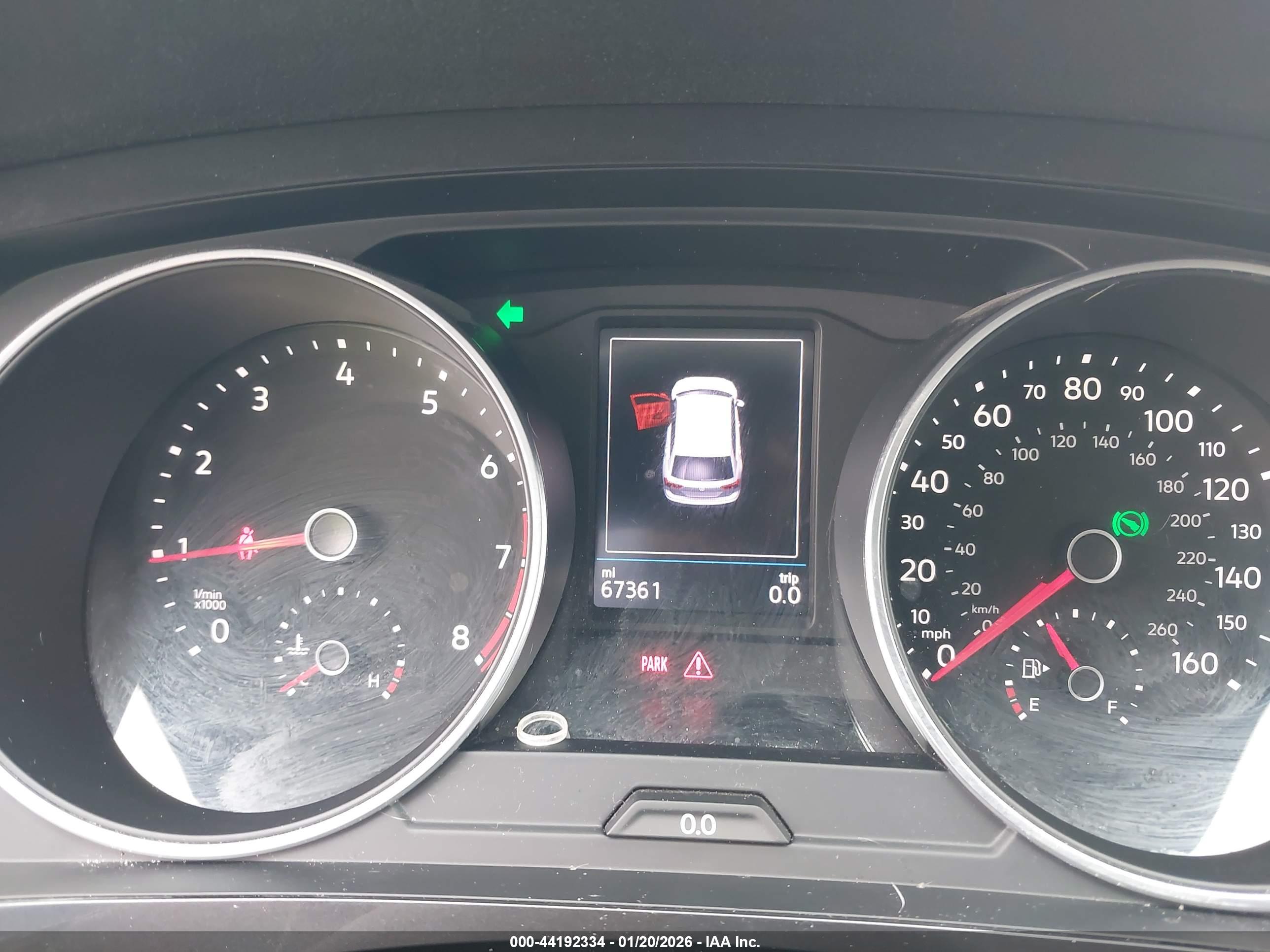 VOLKSWAGEN TIGUAN image 7