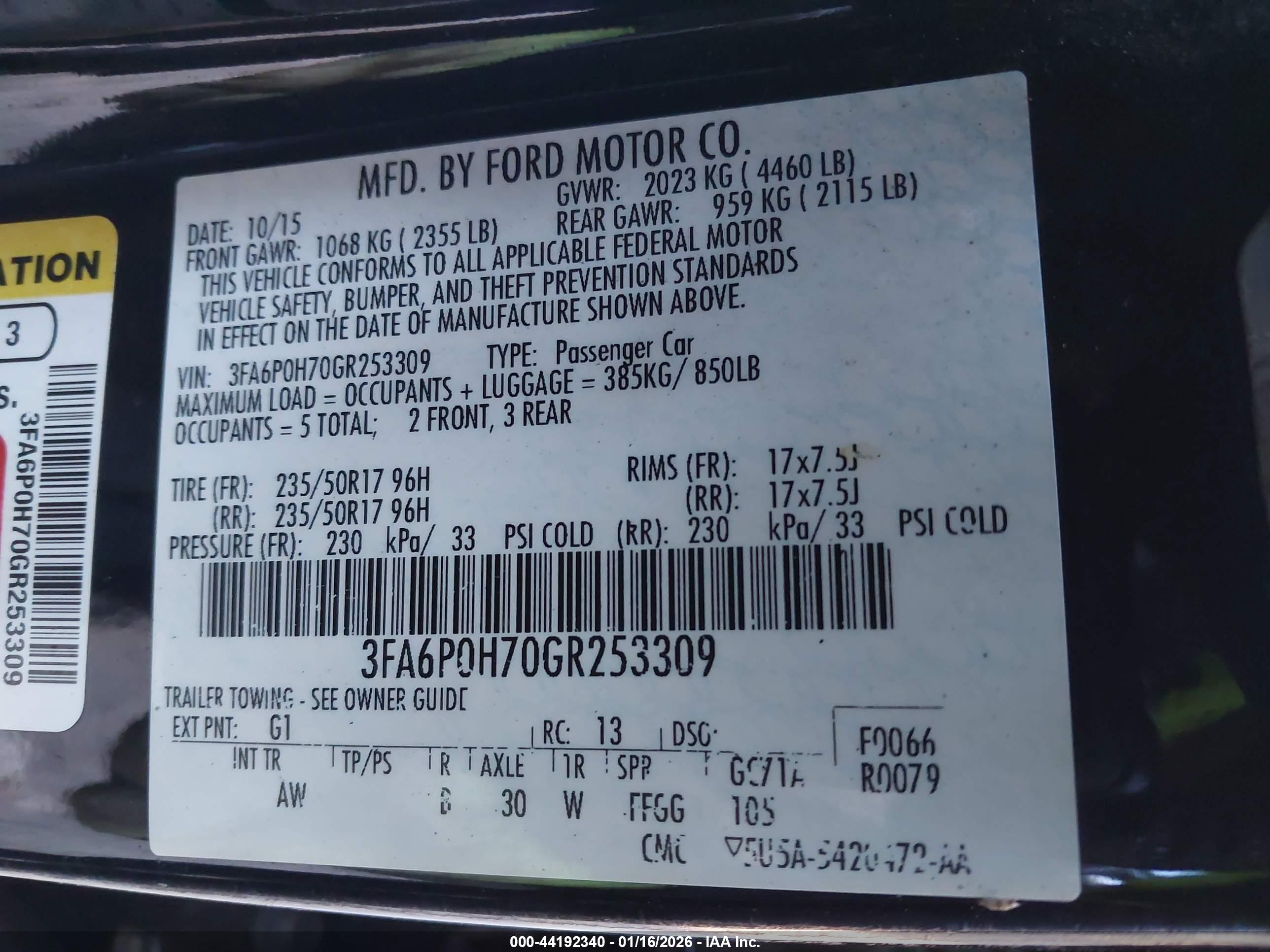 FORD FUSION image 9