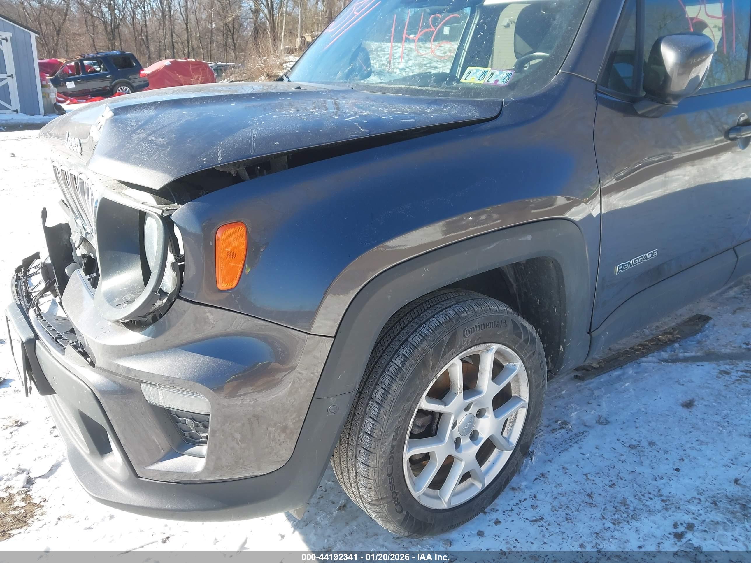 JEEP RENEGADE image 6