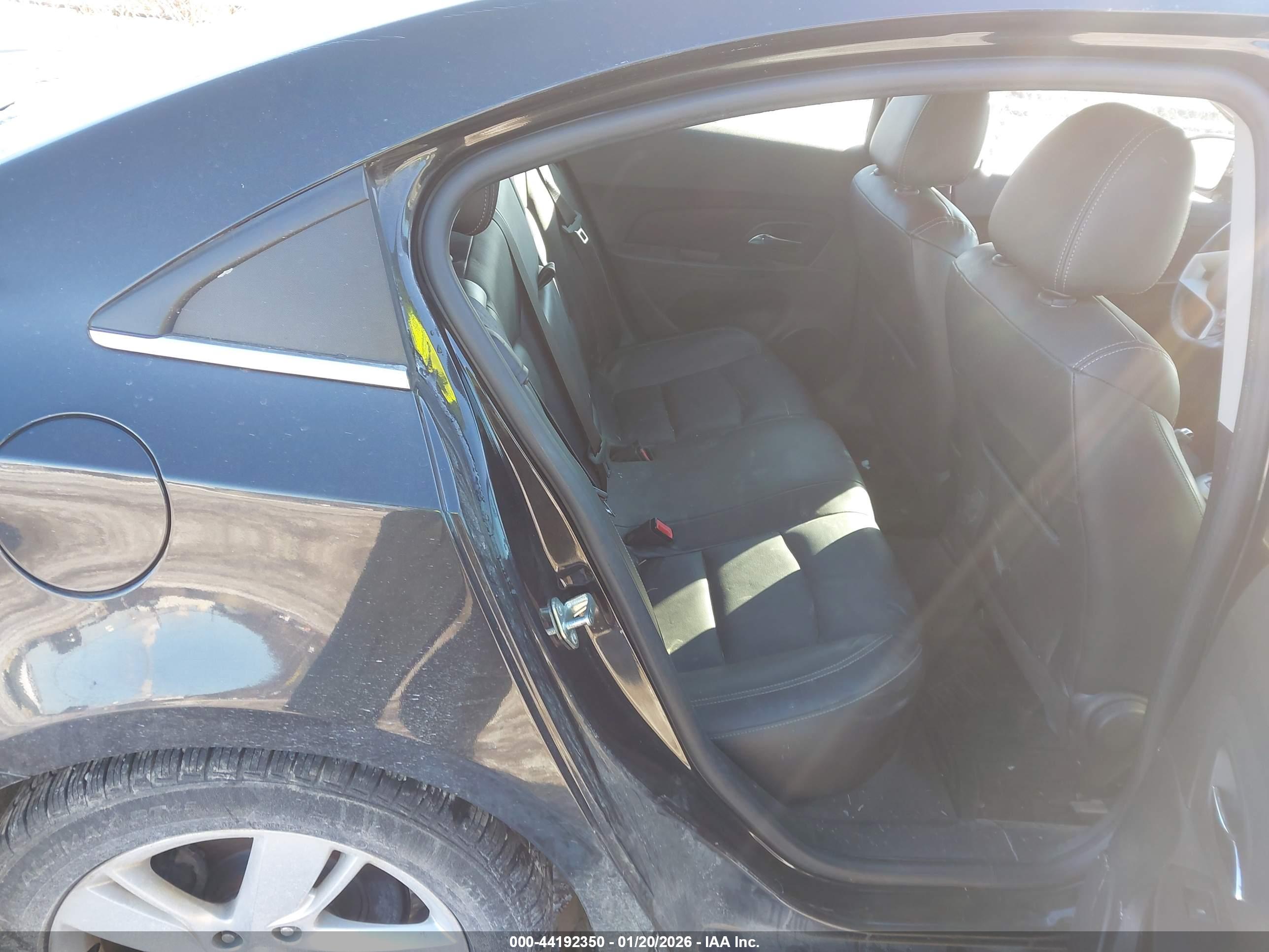CHEVROLET CRUZE image 8