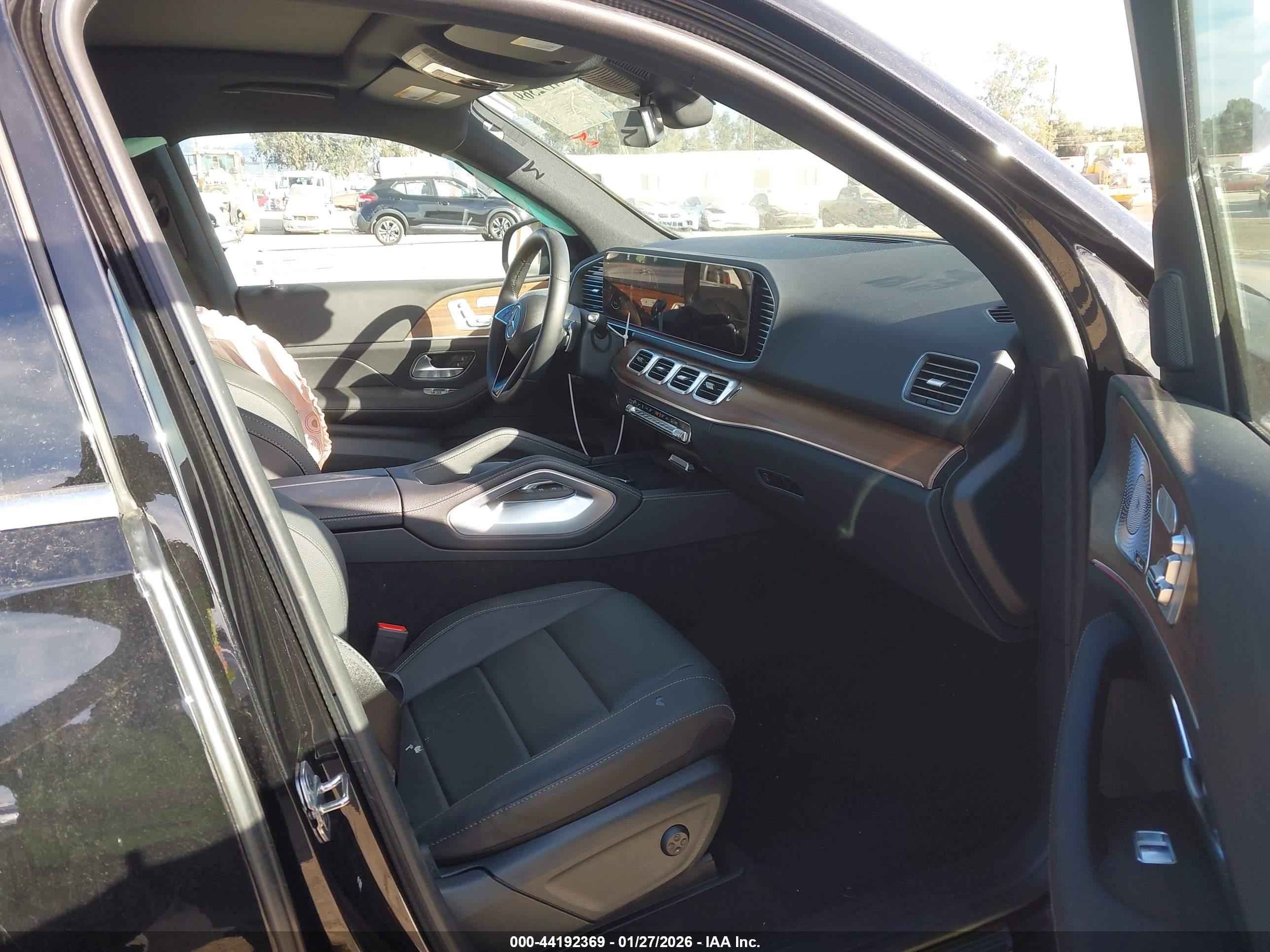 MERCEDES-BENZ GLE image 5